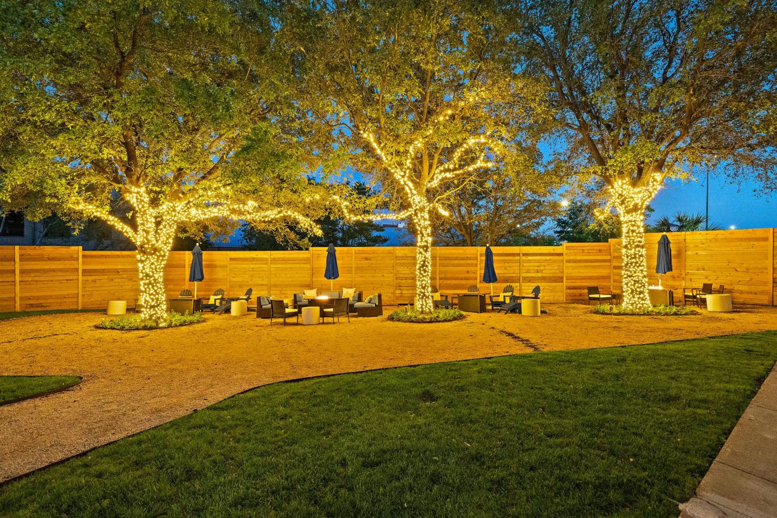 Inner courtyard view in Hilton College Station & Conference Center