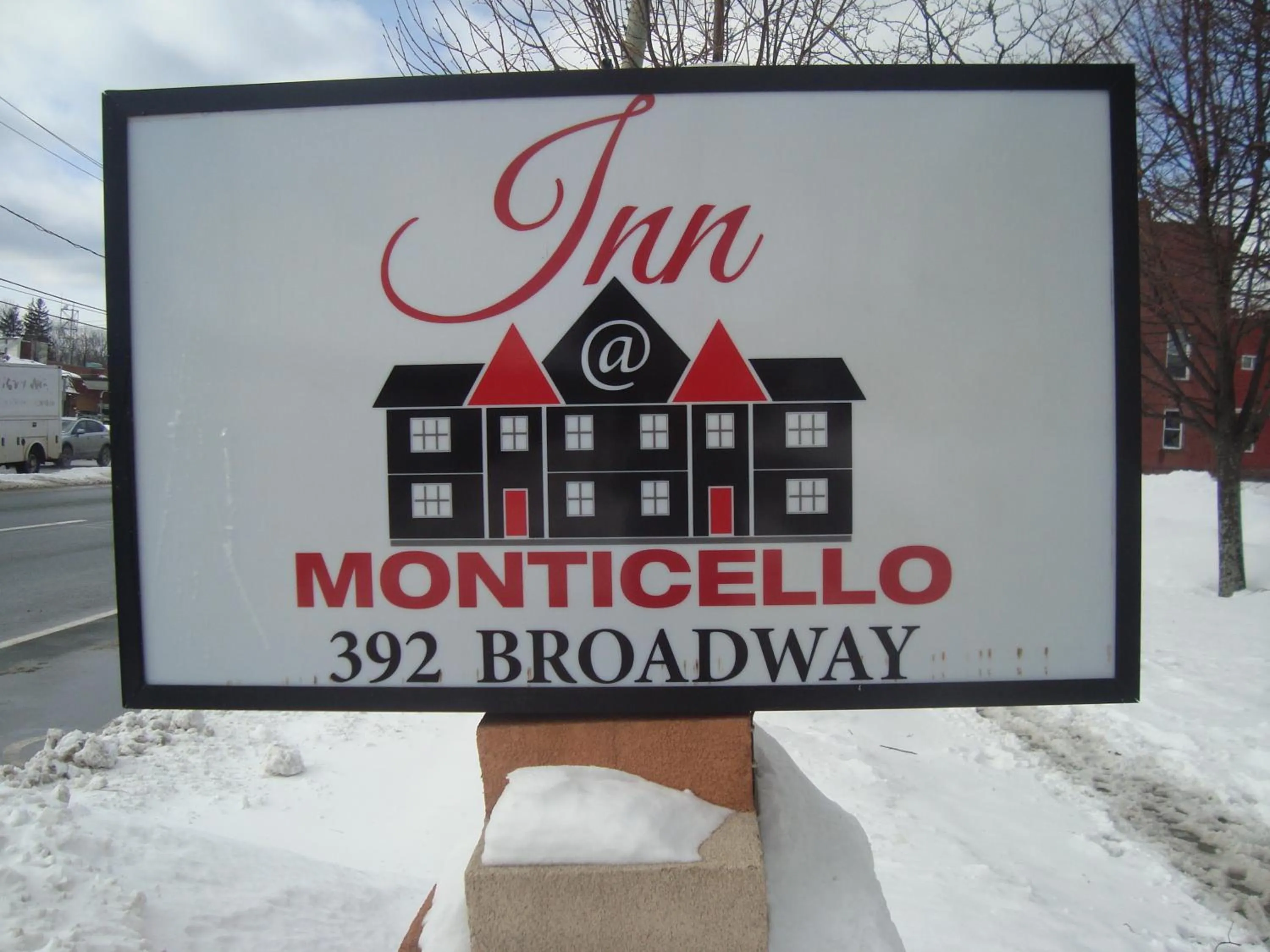 Property logo or sign in Inn at Monticello