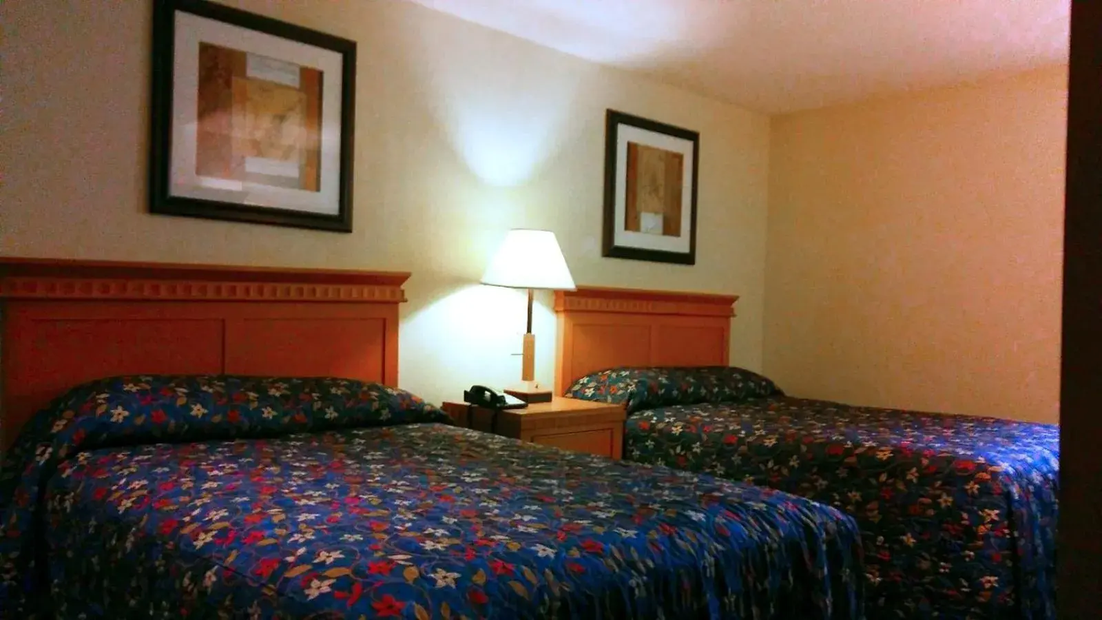 Double Room with Two Double Beds in Inn at Monticello Double Room with Two Double Beds in Inn at Monticello