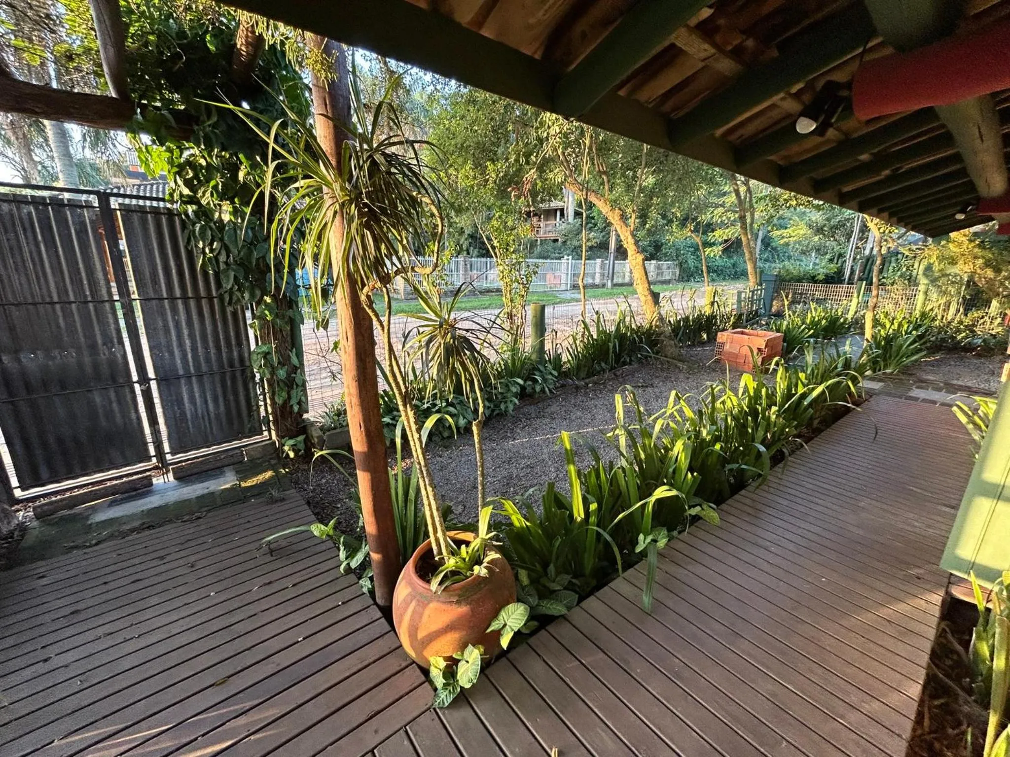 Garden view in Pousada Canoa Azul na Praia da Ferrugem