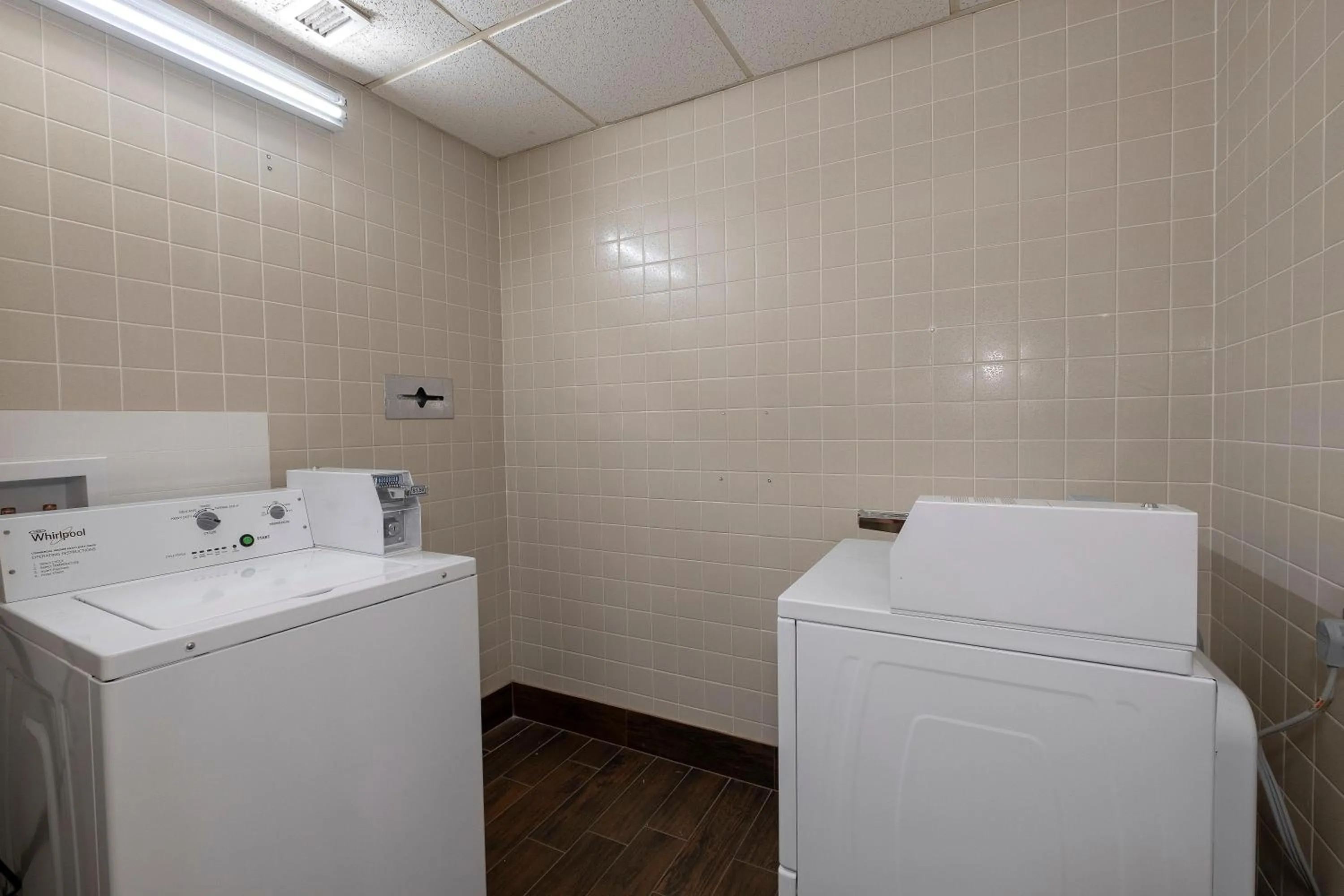 laundry in Red Roof Inn Prattville