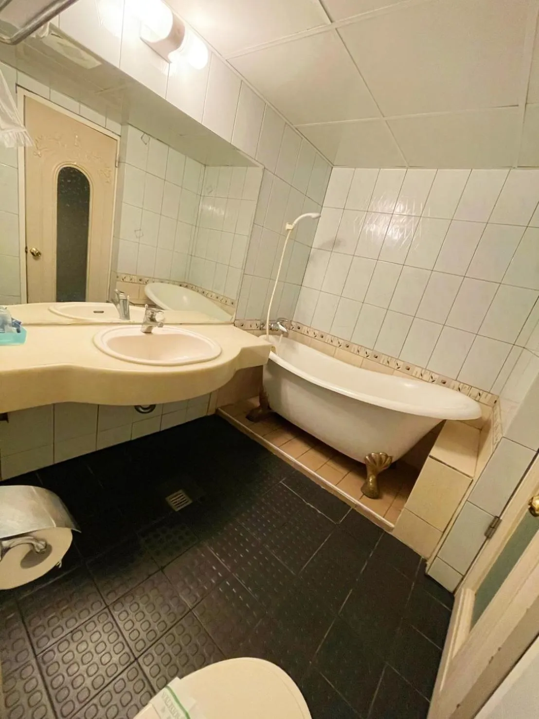 Bathroom in Family Hotel - Linsen