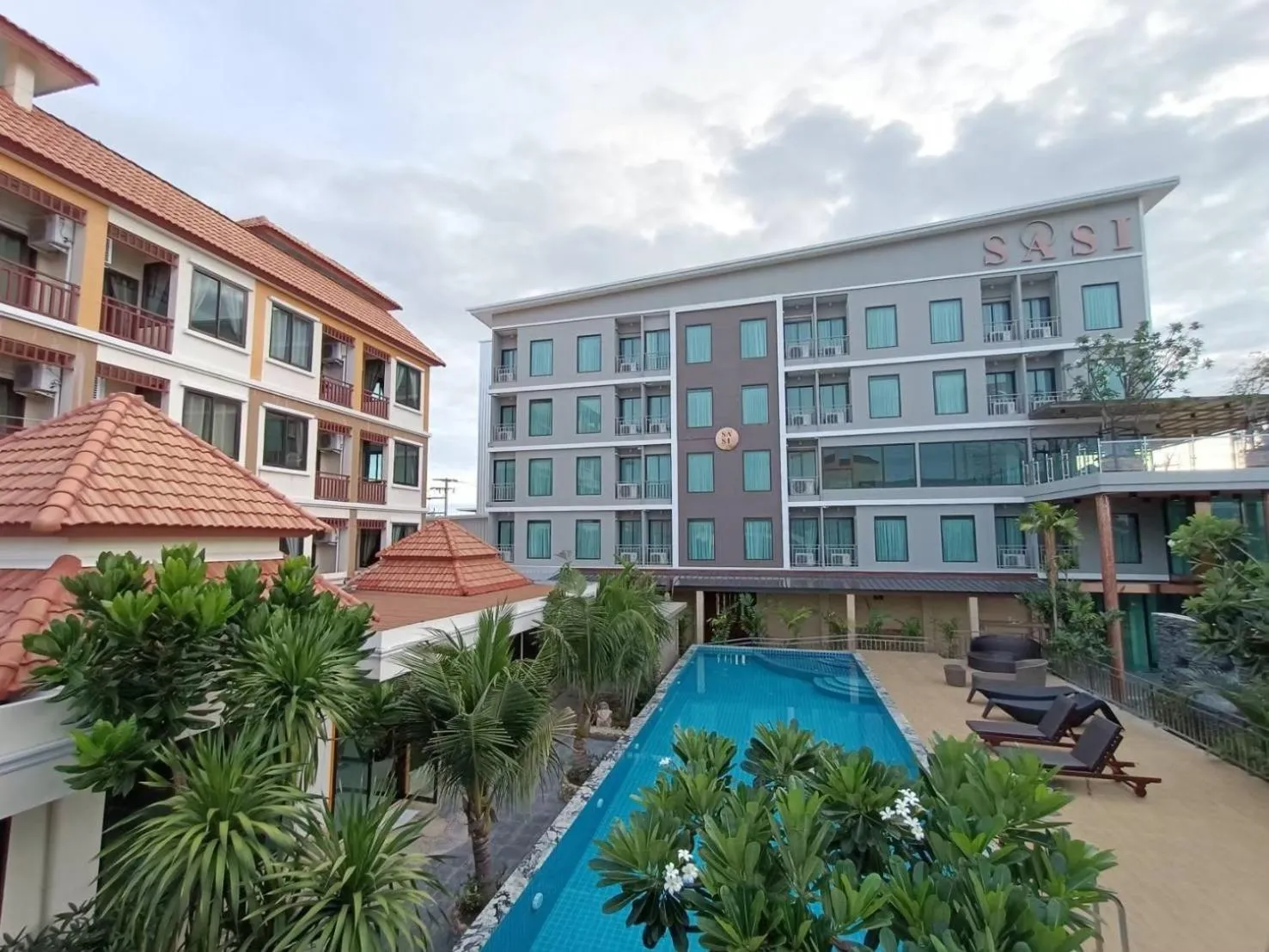 Sasi Nonthaburi Hotel