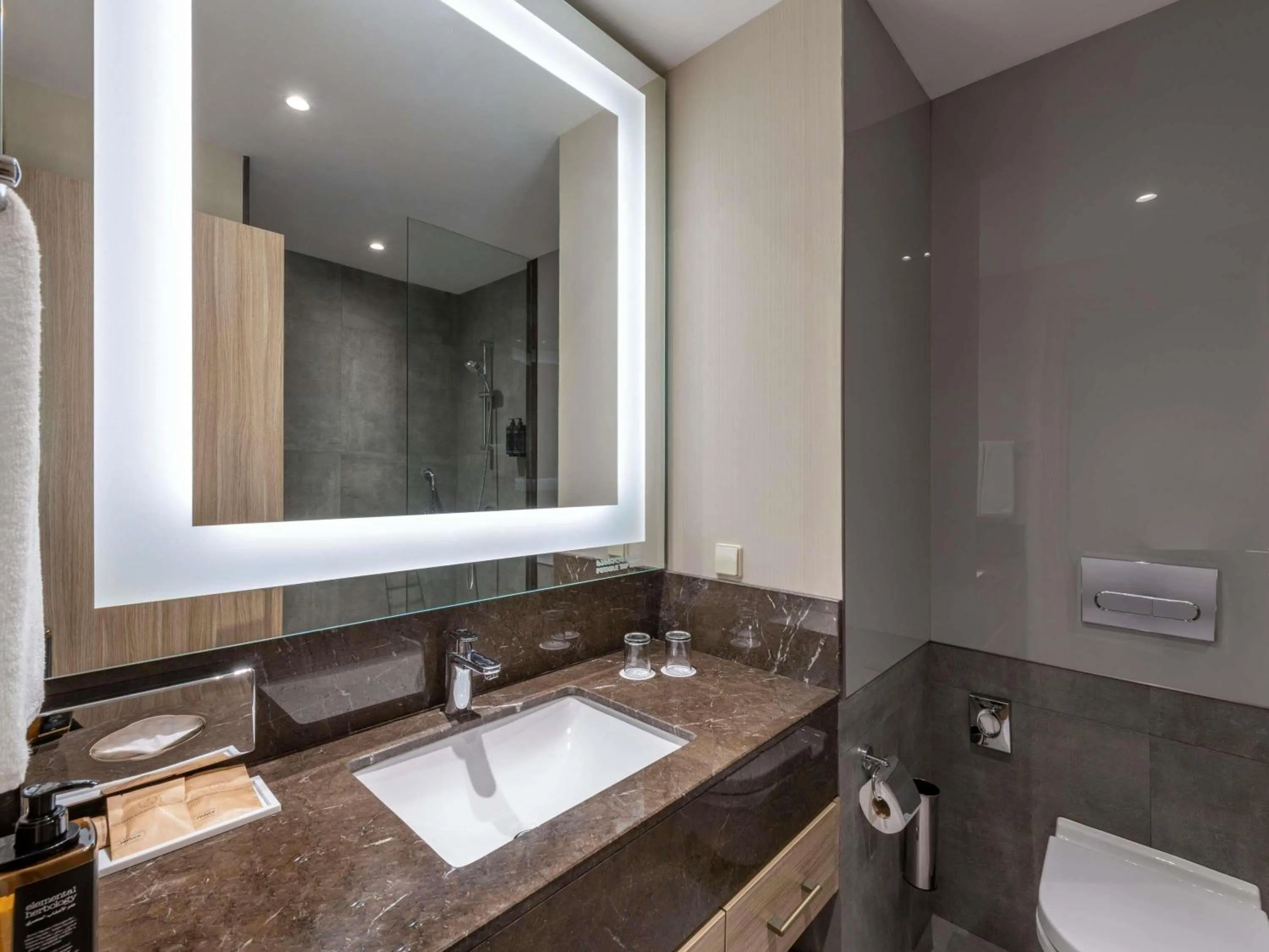 Bedroom in Tbilisi Saburtalo Hotel by Mercure