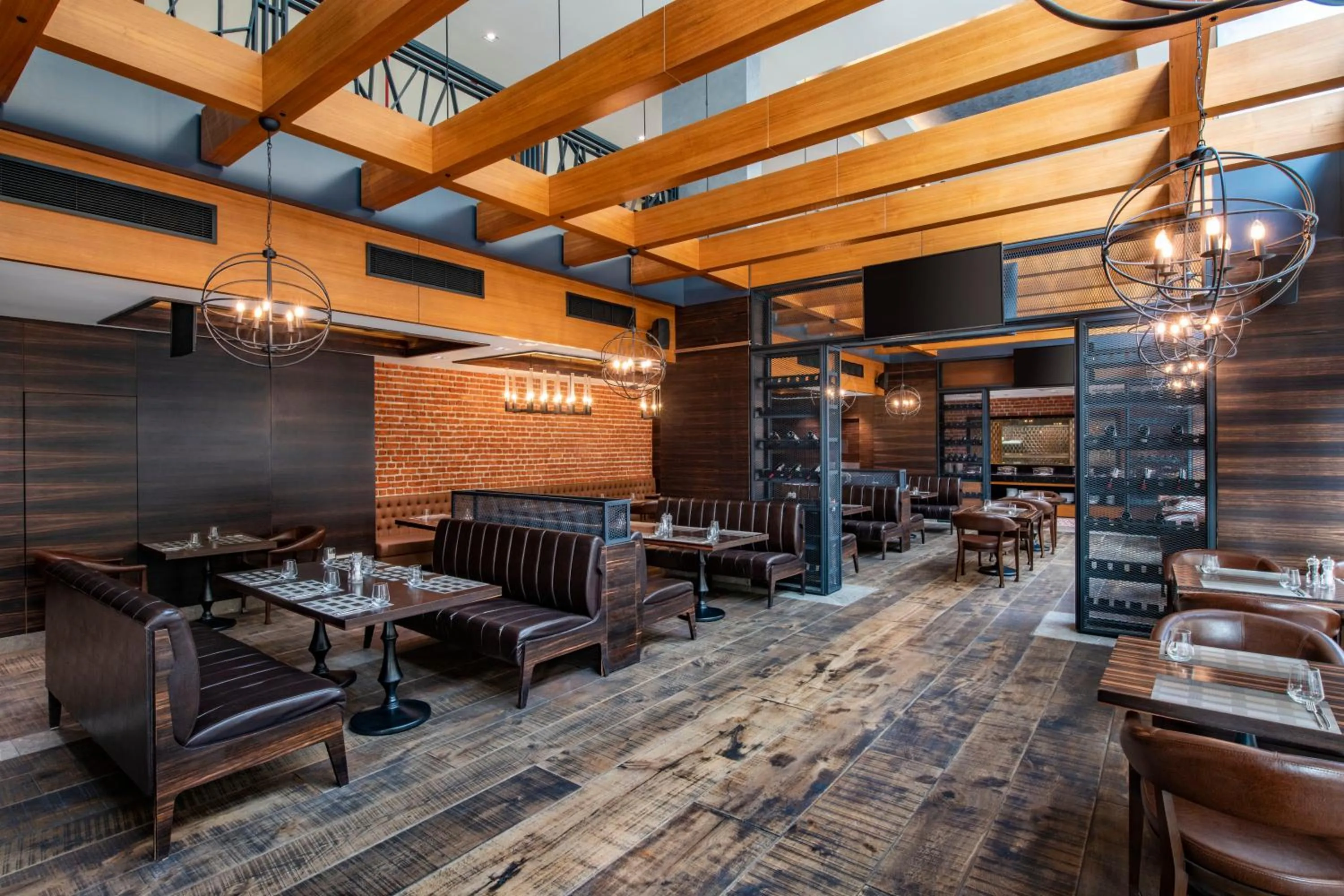 Restaurant/places to eat in Tbilisi Saburtalo Hotel by Mercure