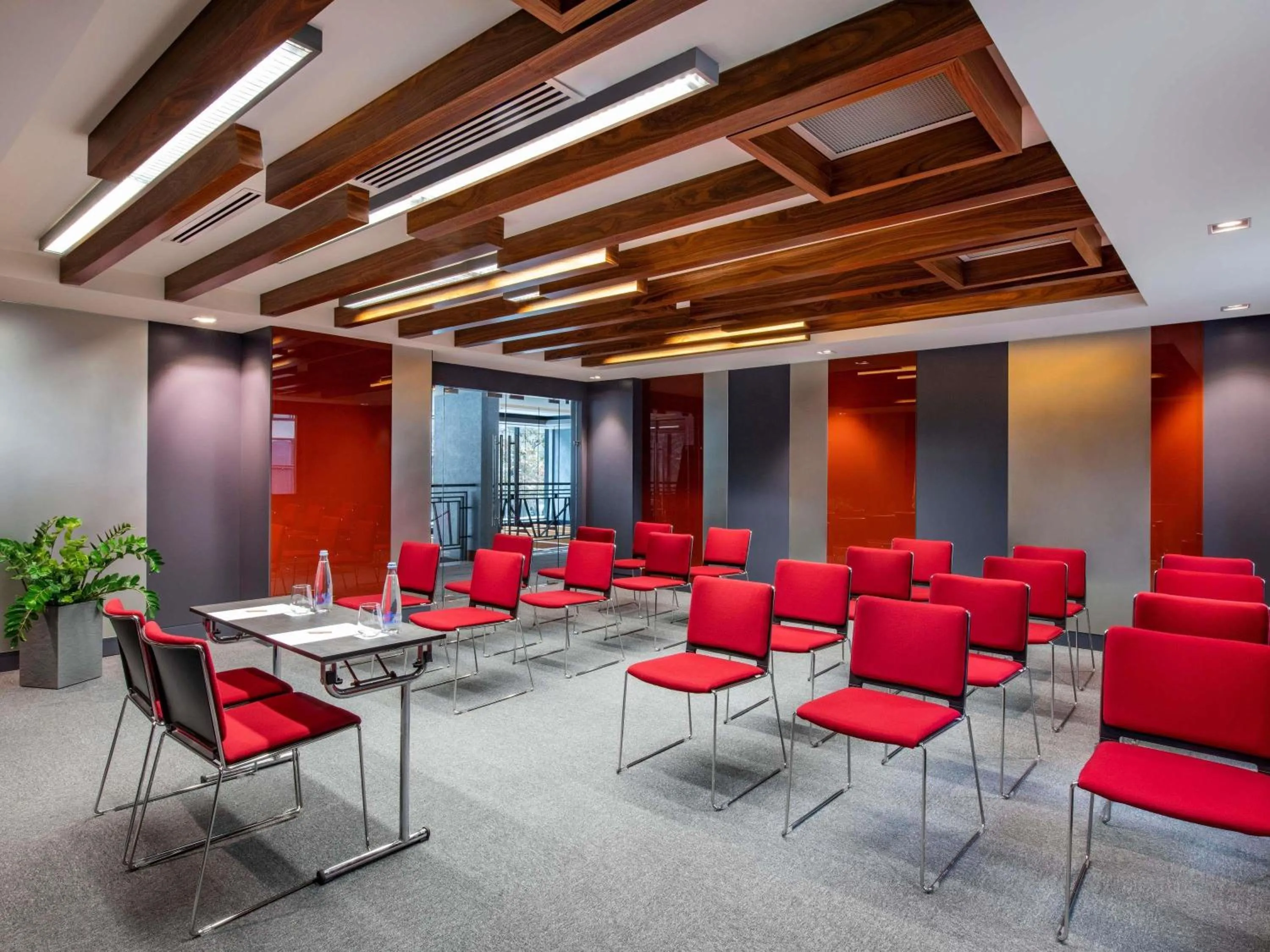 Meeting/conference room in Tbilisi Saburtalo Hotel by Mercure
