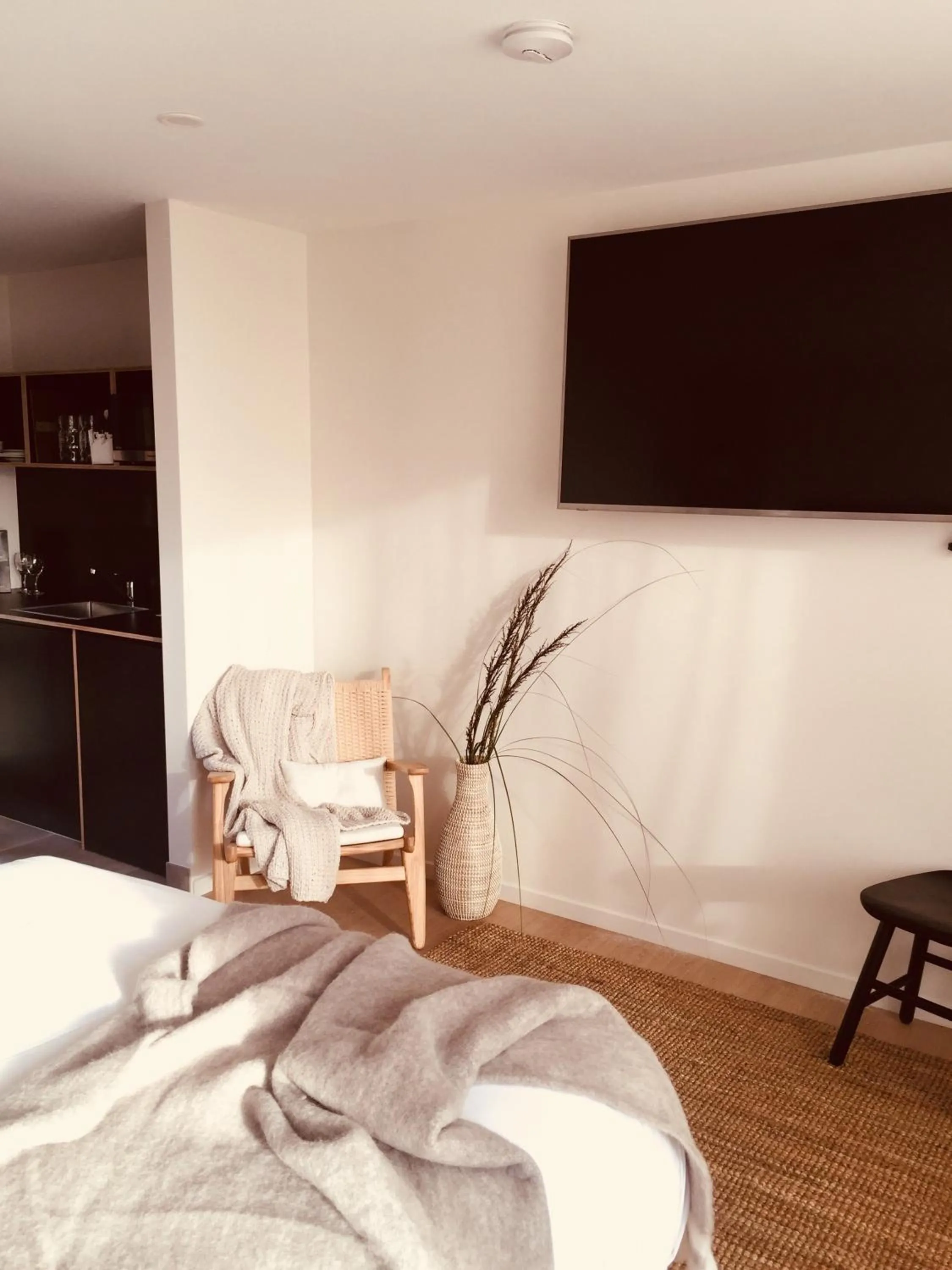 TV and multimedia, Bed in Bruny Island Escapes and Hotel Bruny