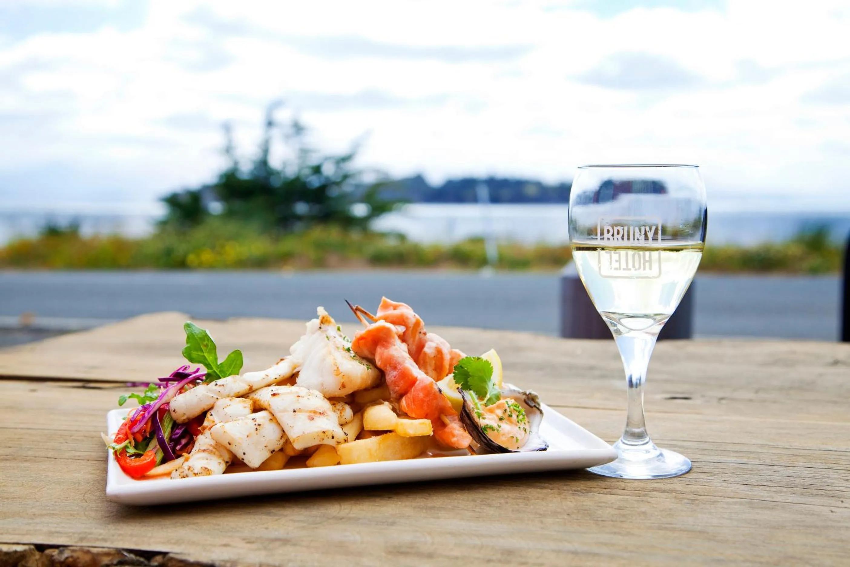 Restaurant/places to eat in Bruny Island Escapes and Hotel Bruny