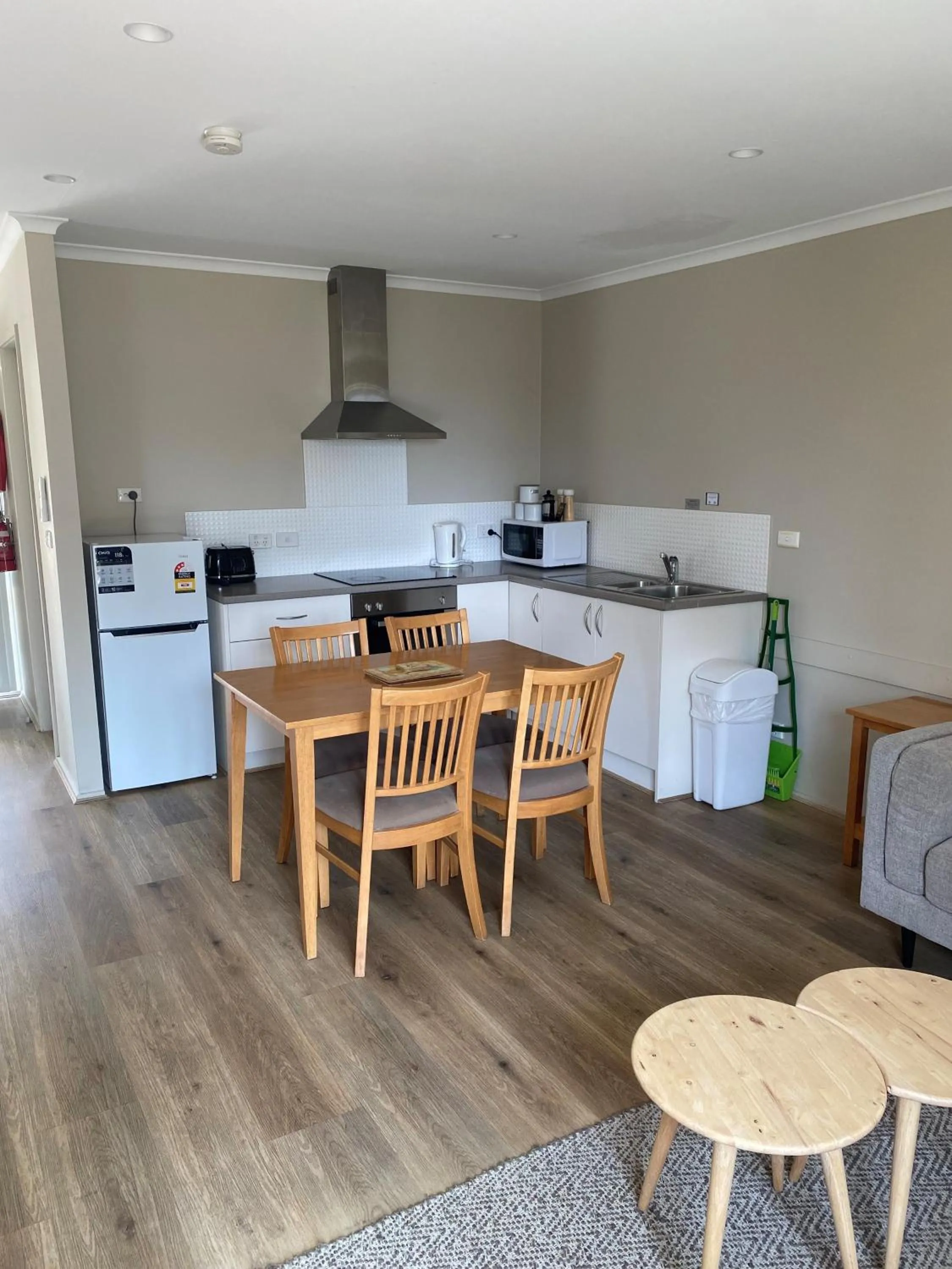 Kitchen or kitchenette in Bruny Island Escapes and Hotel Bruny