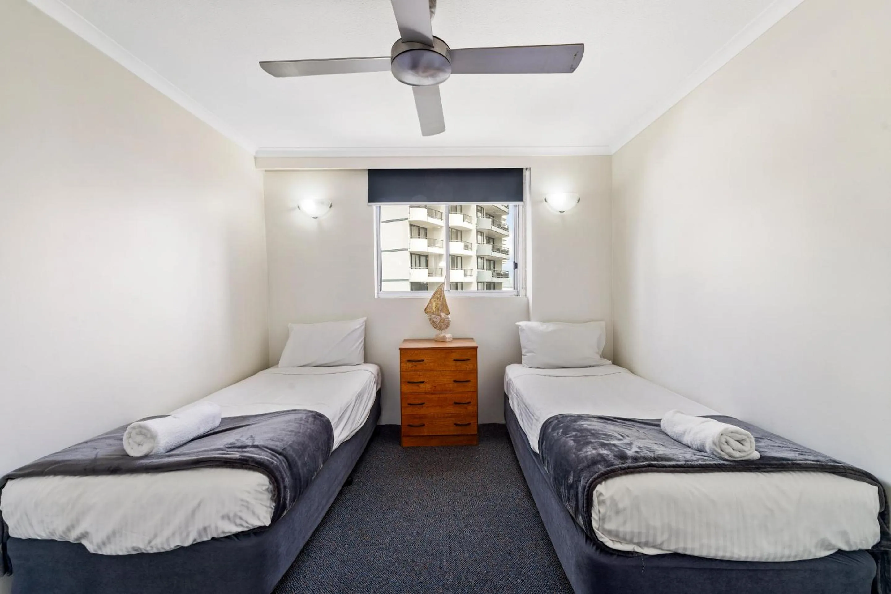 Bed in Sandpiper Broadbeach