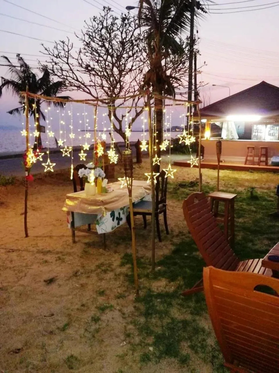 Restaurant/places to eat in Ruen Thai Rim Haad