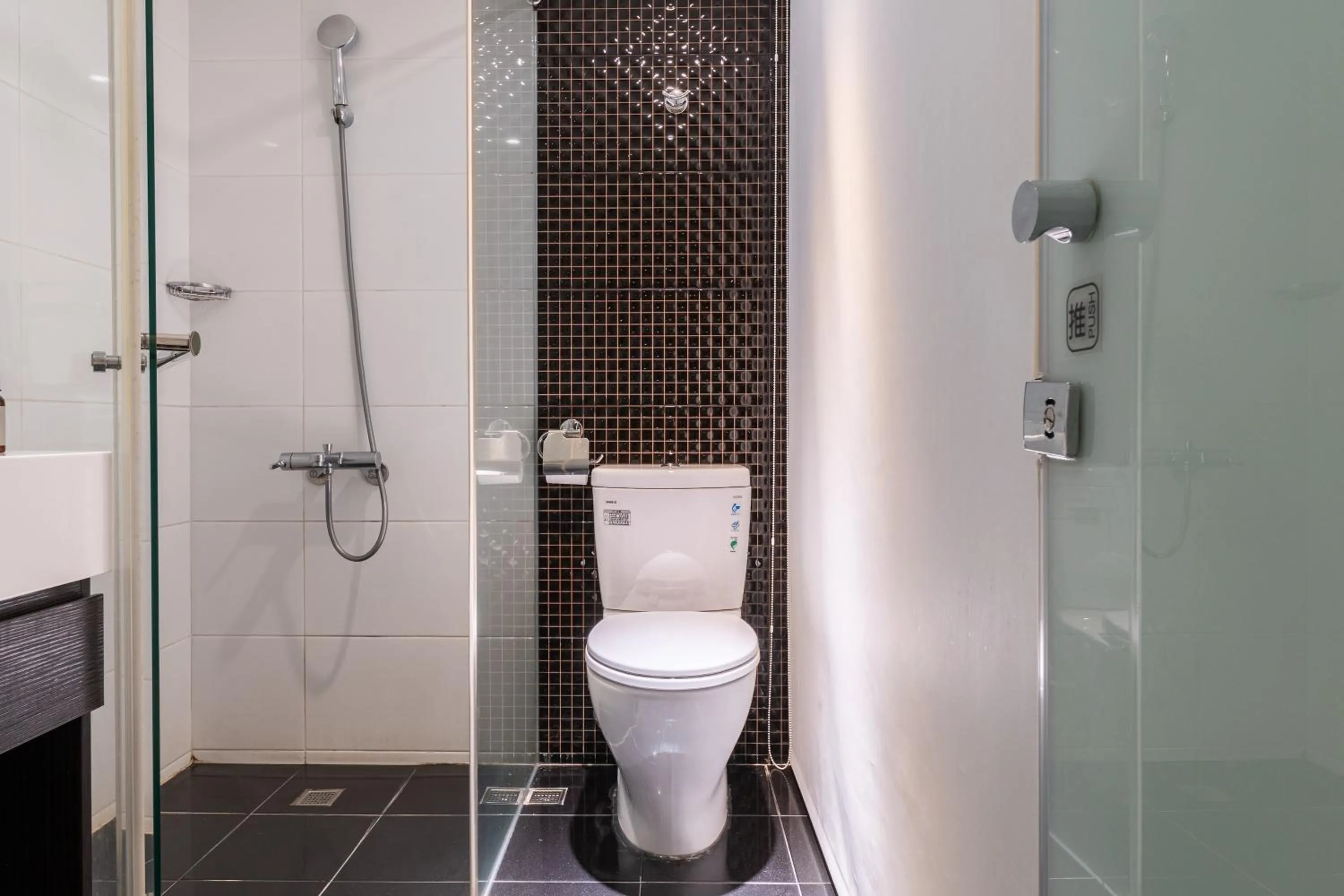 Bathroom in Guide Hotel Taipei Fuxing North