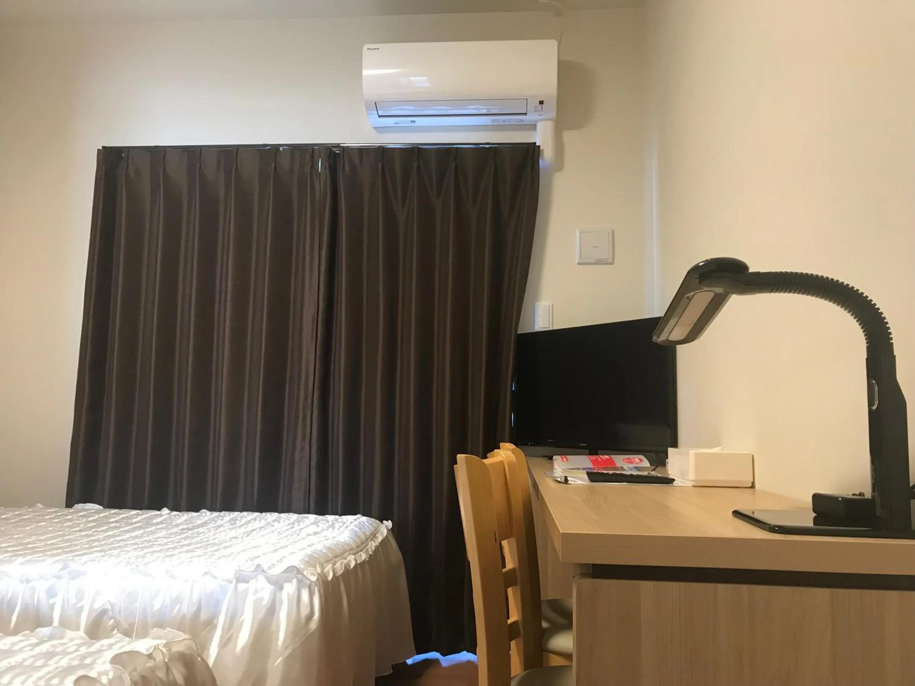 Bedroom, Bed in Weekly Harbourview Mansion Ginowan