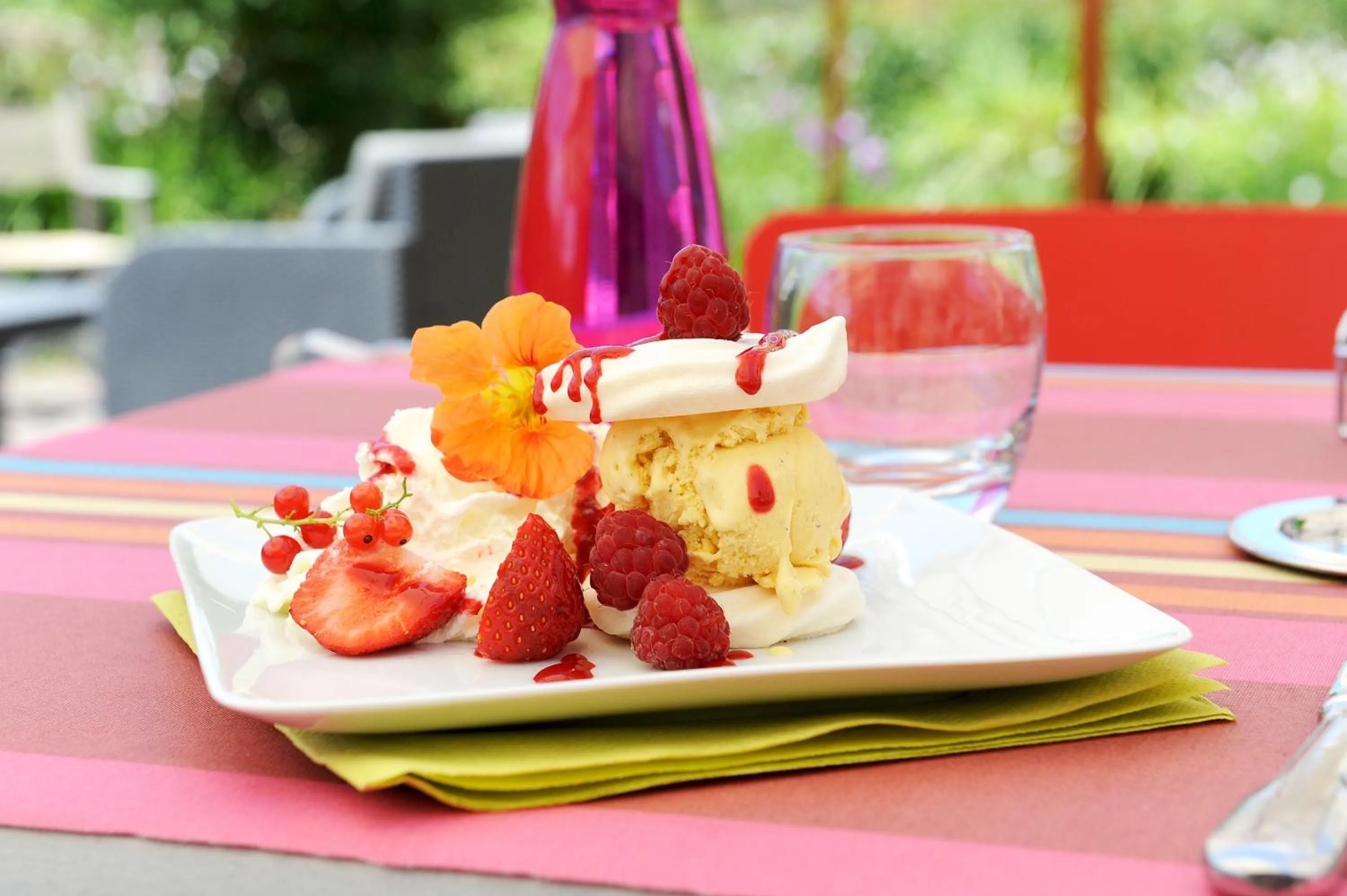 Restaurant/places to eat in Logis Hotel Xoko-Goxoa