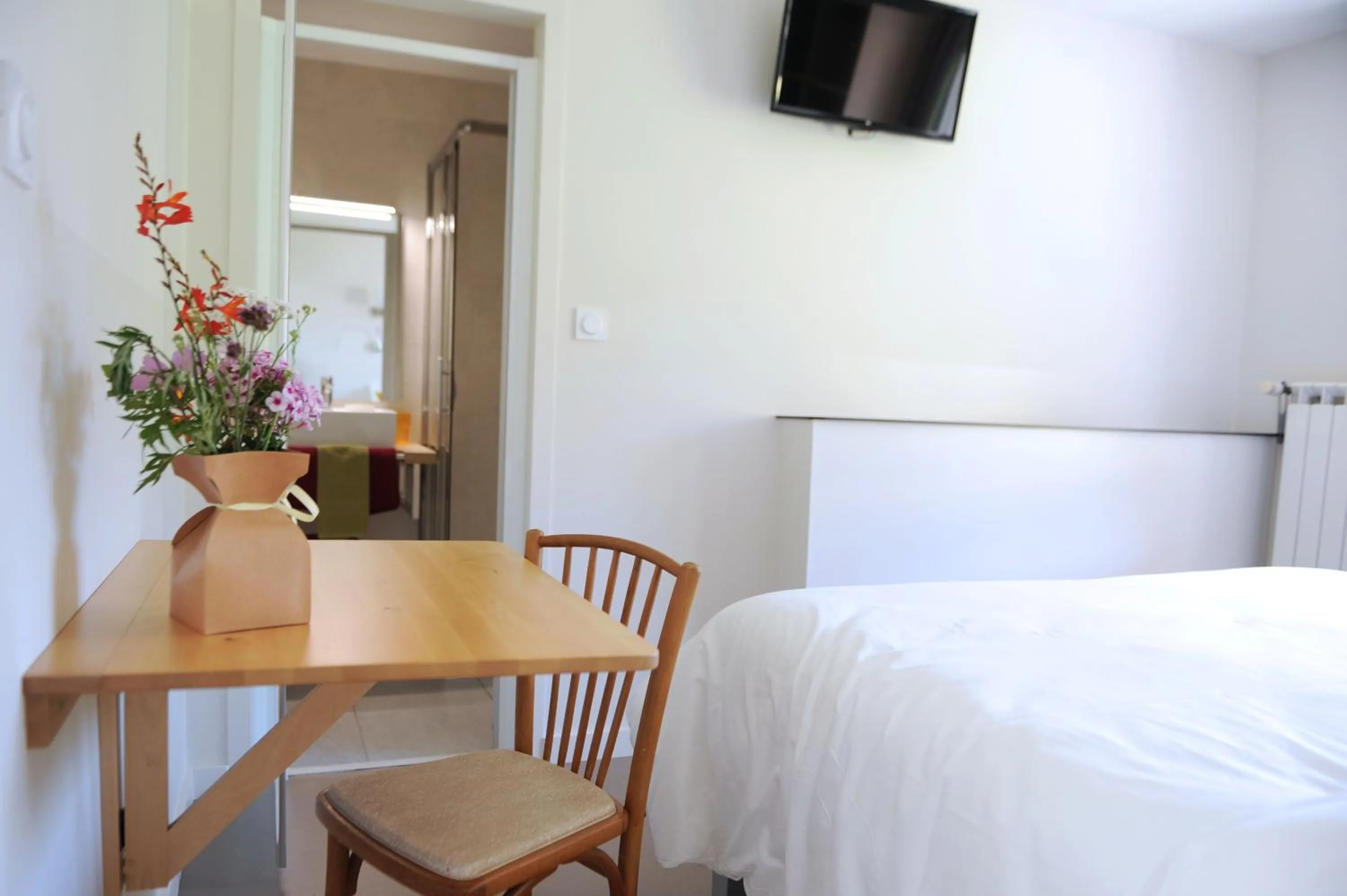 Bed in Logis Hotel Xoko-Goxoa