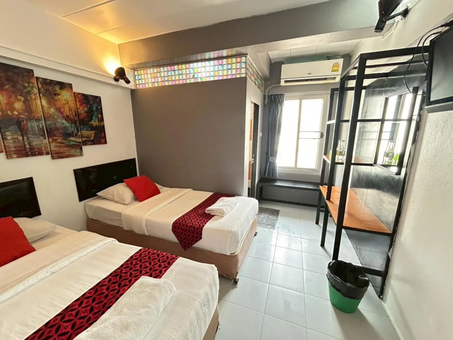 Bedroom, Bed in Khaosan Art Hotel