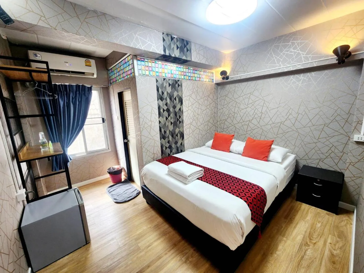 Bed in Khaosan Art Hotel