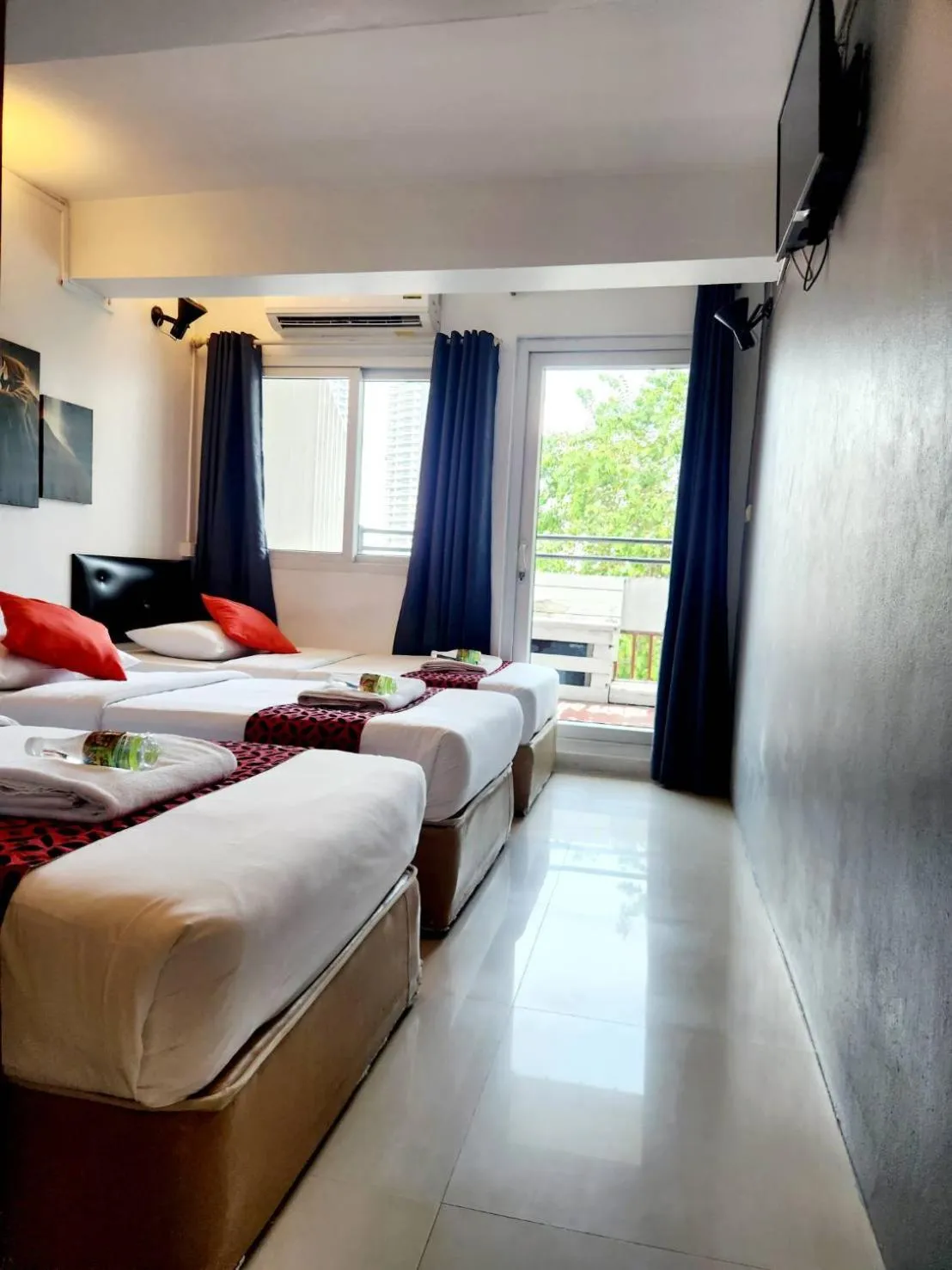 Bed in Khaosan Art Hotel