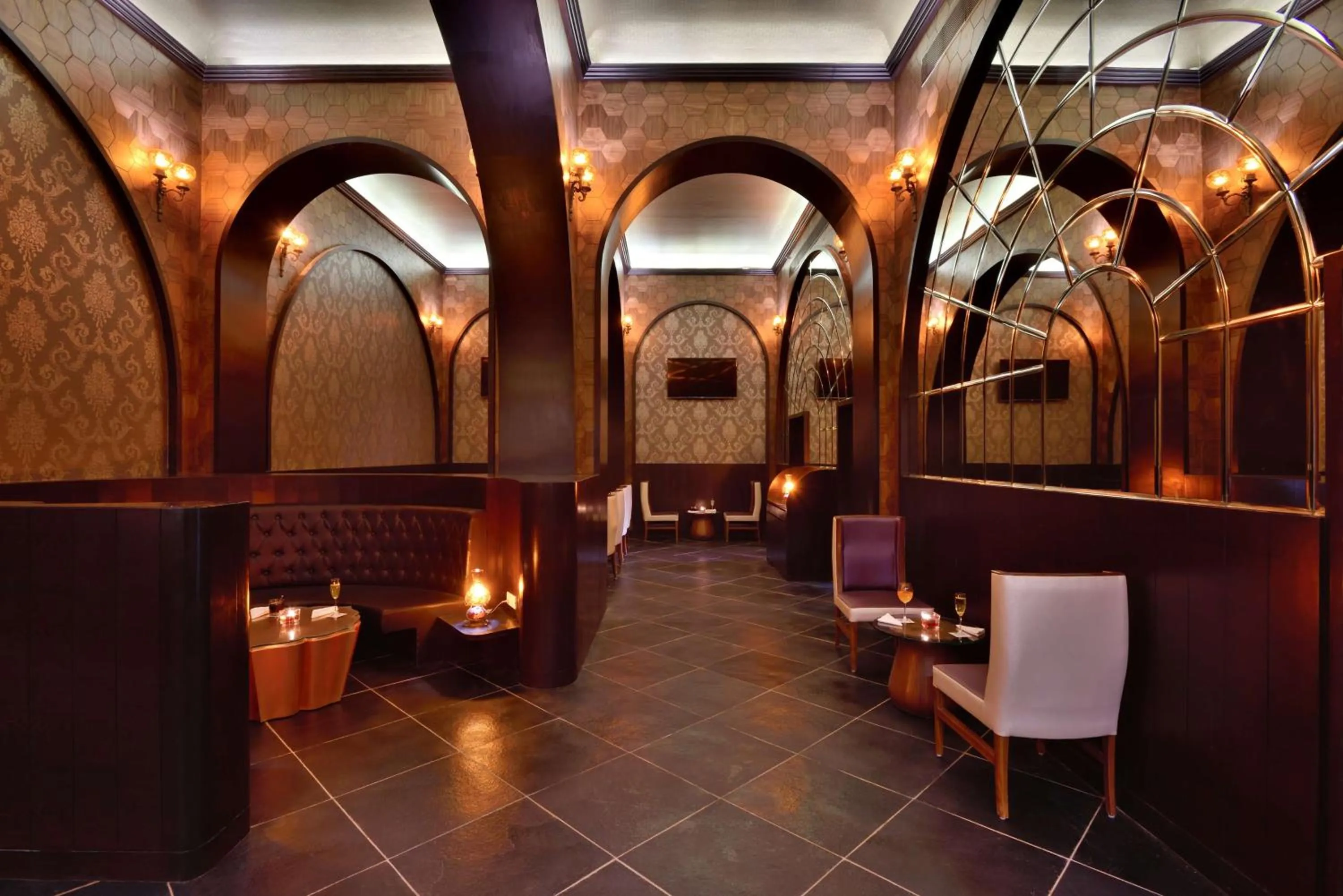 Lounge or bar in Radisson Jodhpur