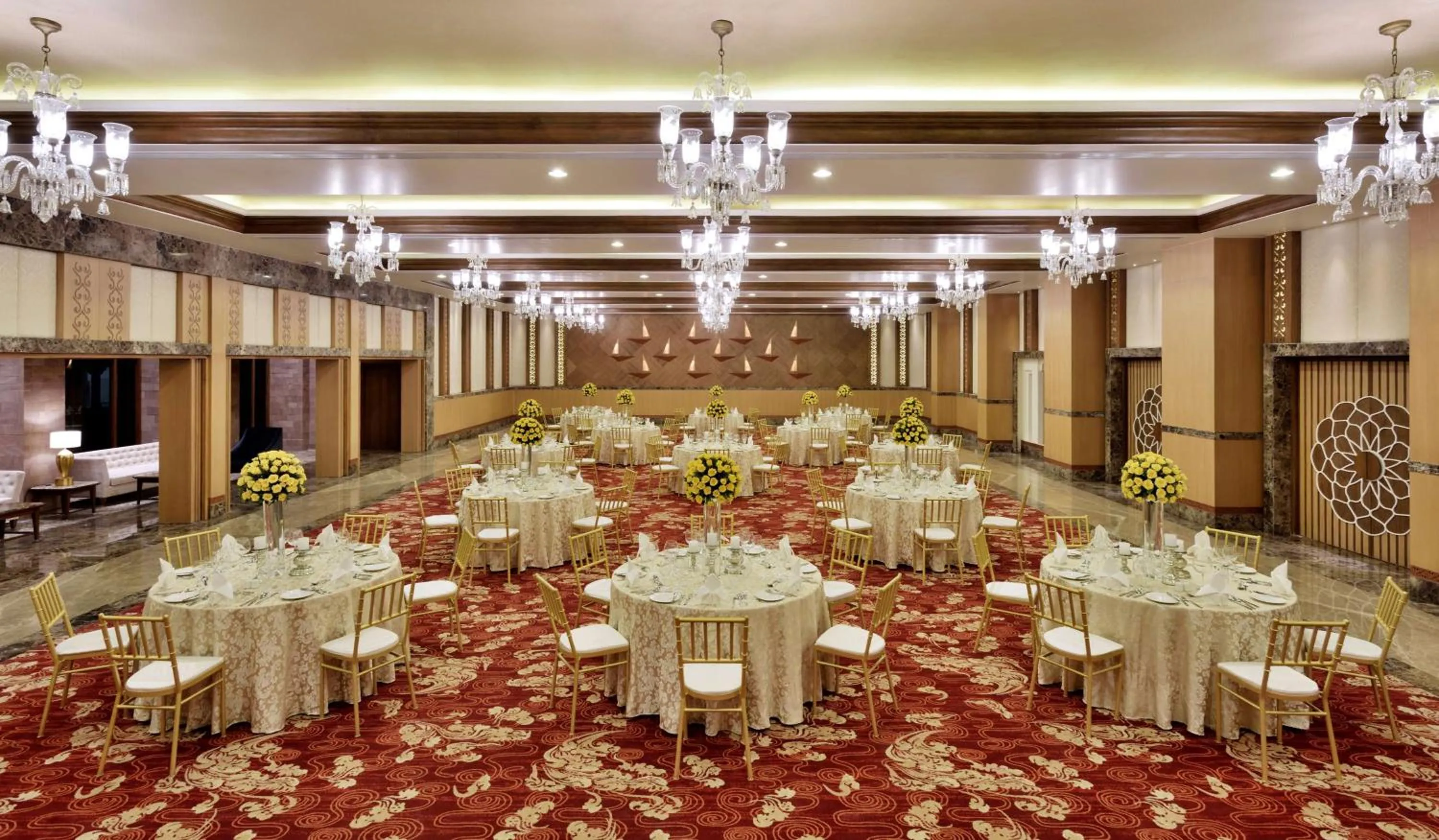 Banquet/Function facilities in Radisson Jodhpur