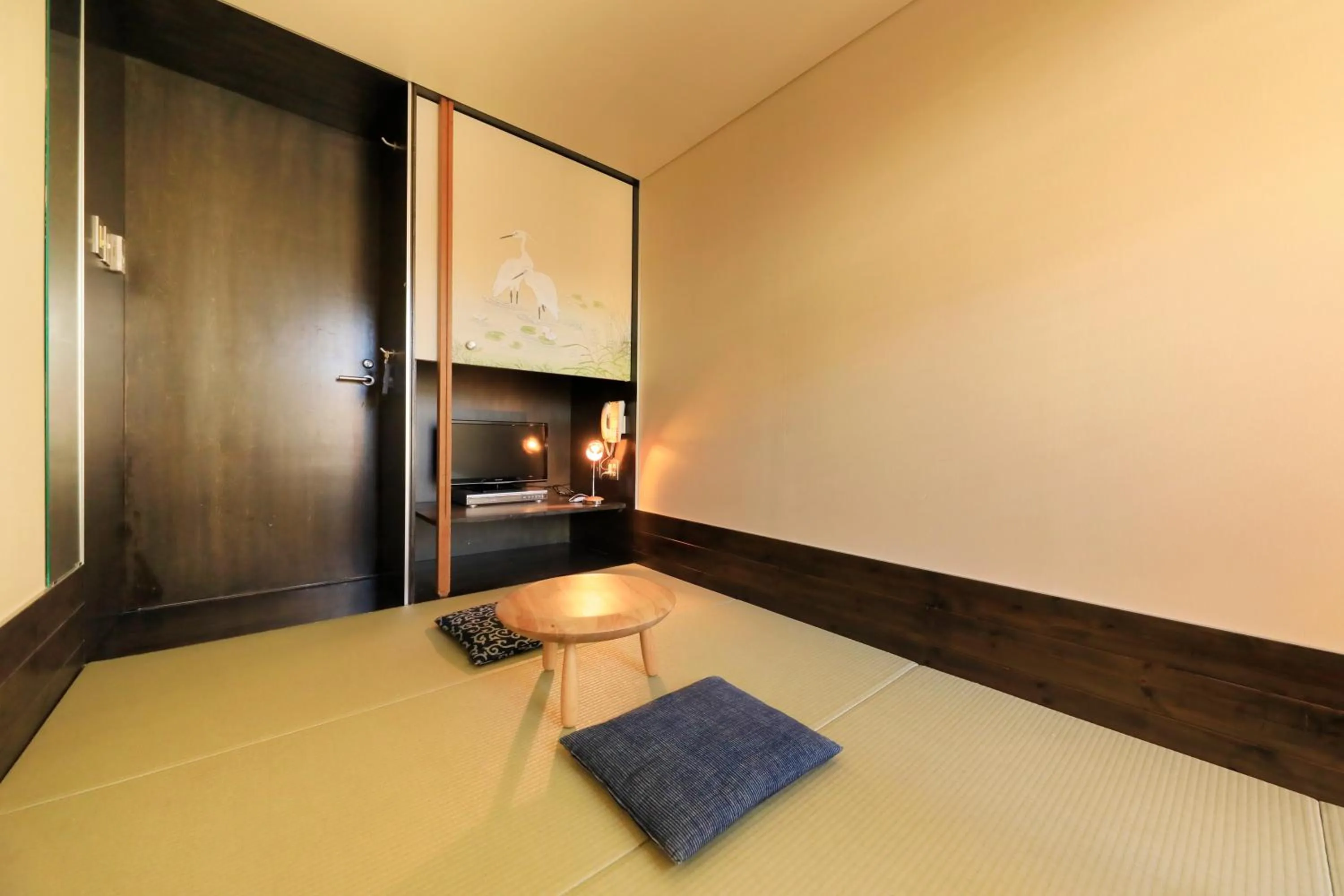 Photo of the whole room, Bed in Andon Ryokan