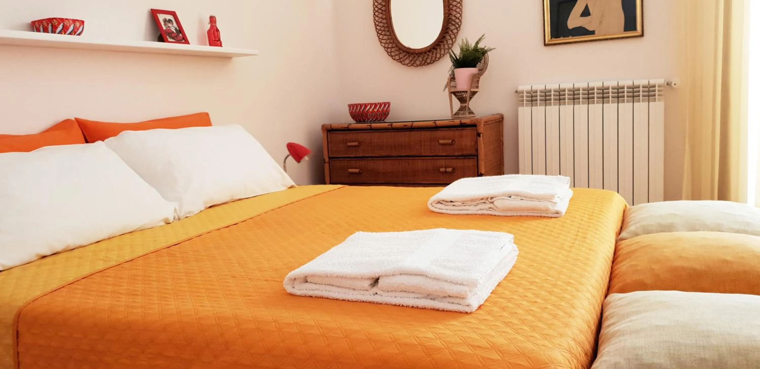 Photo of the whole room, Bed in Viky's Home B&B