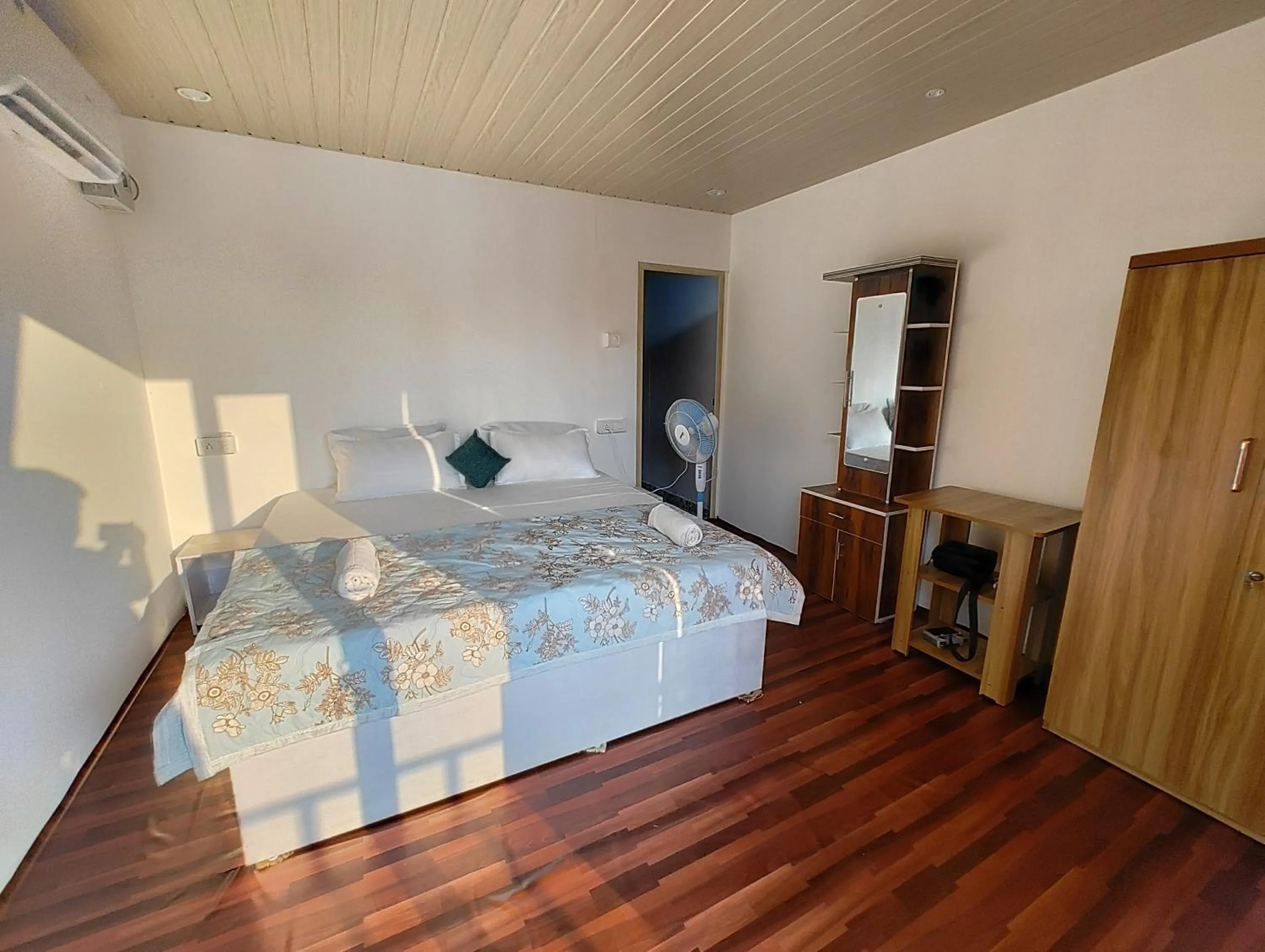 Hilltop Seaview Palolem Goa