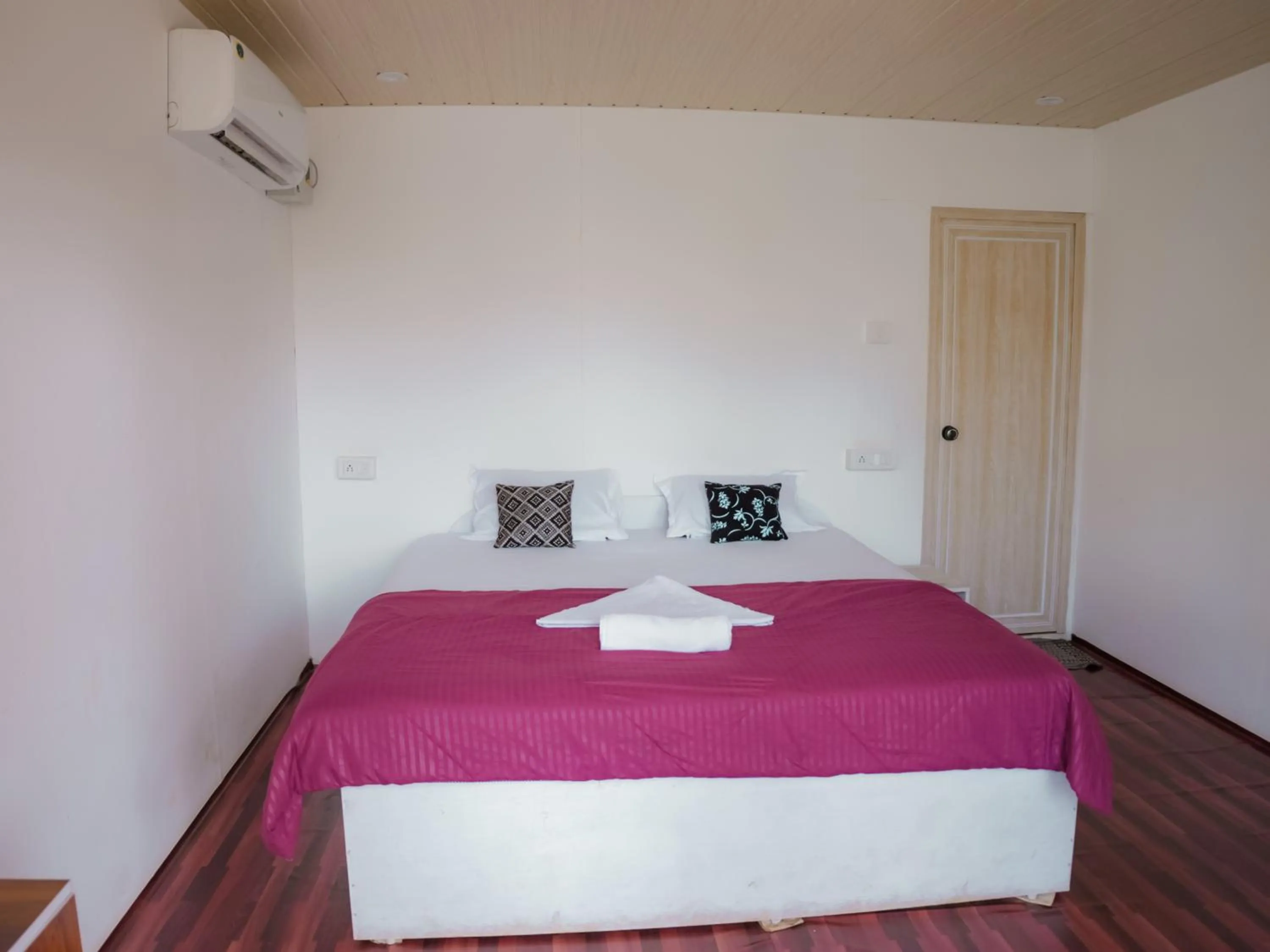 Hilltop Seaview Palolem Goa