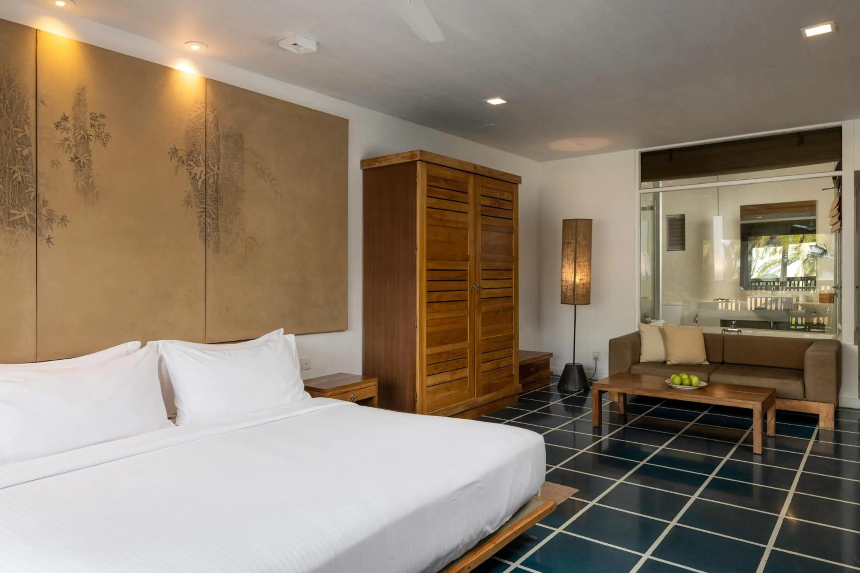 Bedroom, Bed in Jetwing Blue