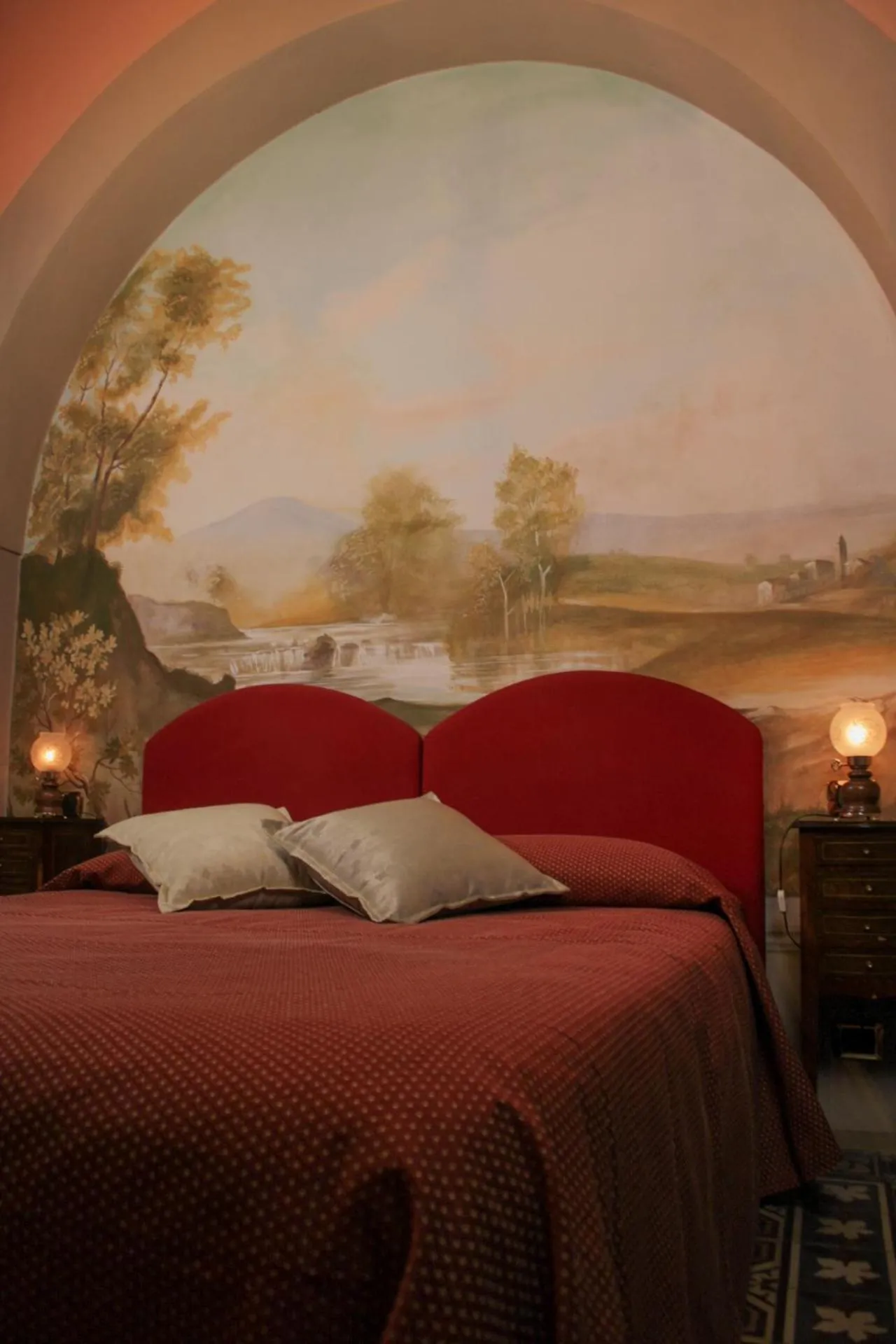 Bedroom, Bed in L'antica Bifore