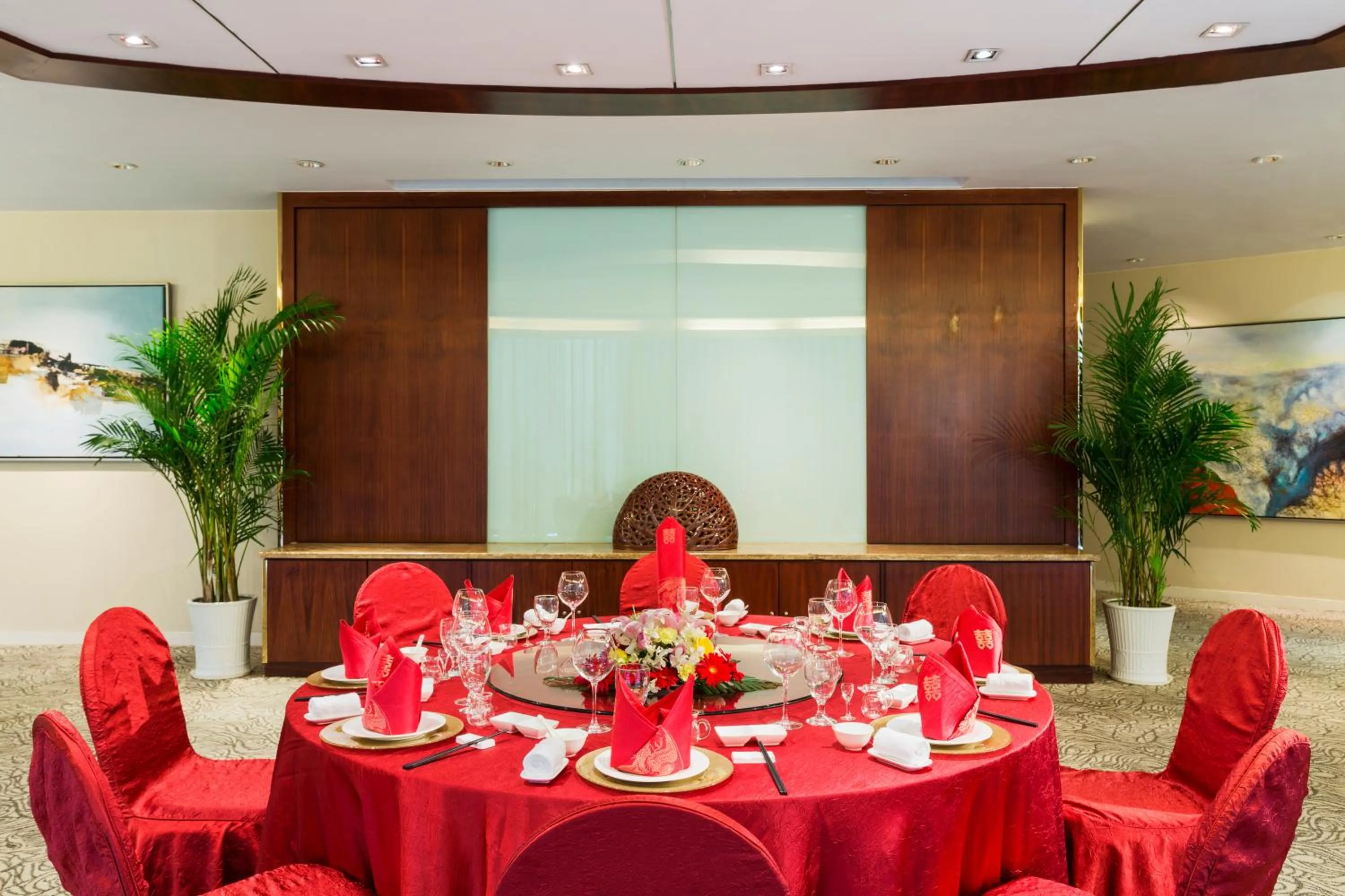 Restaurant/places to eat in Holiday Inn Nanjing Aqua City by IHG