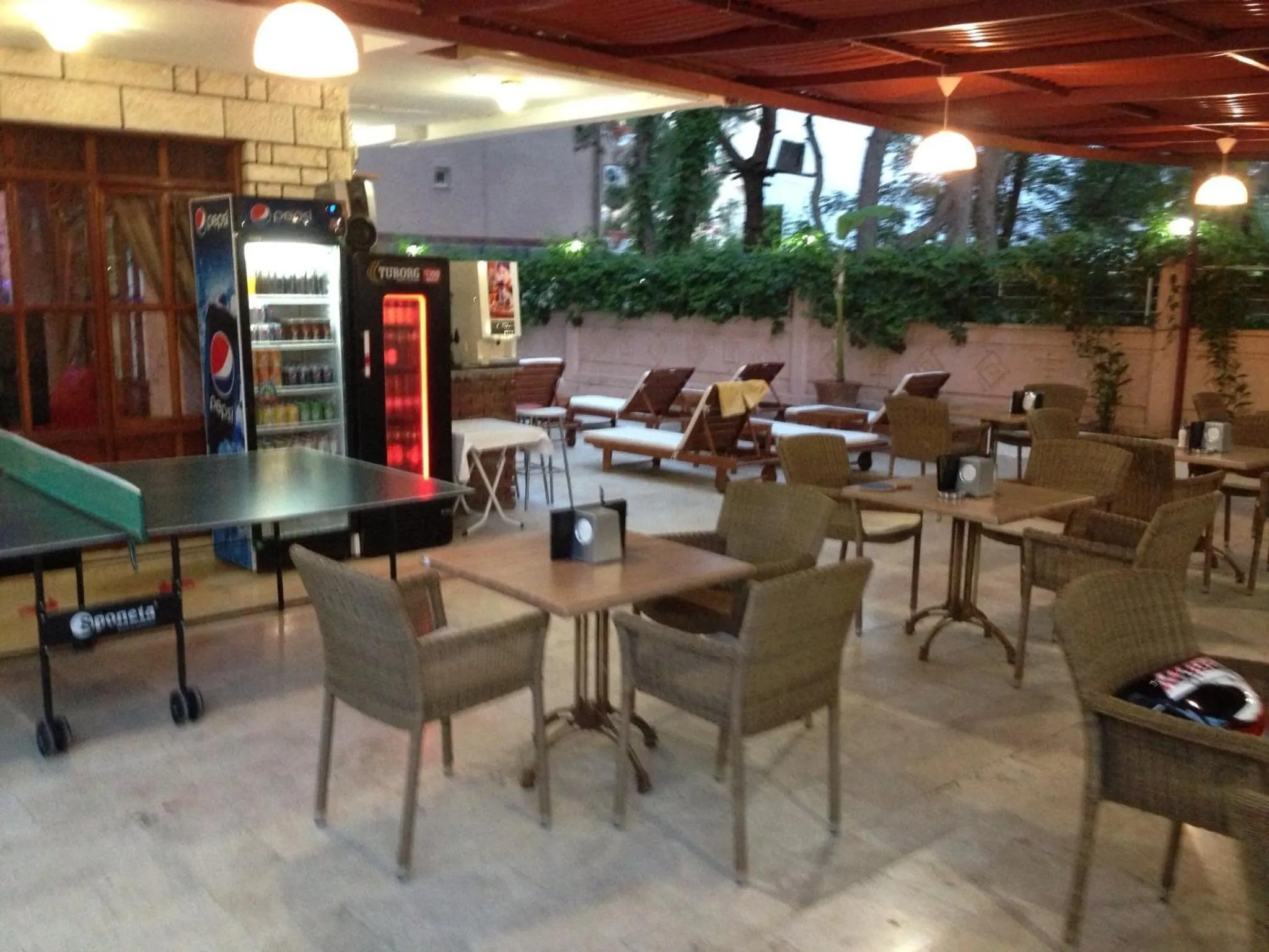 Restaurant/places to eat in Ale Boutique Apartments