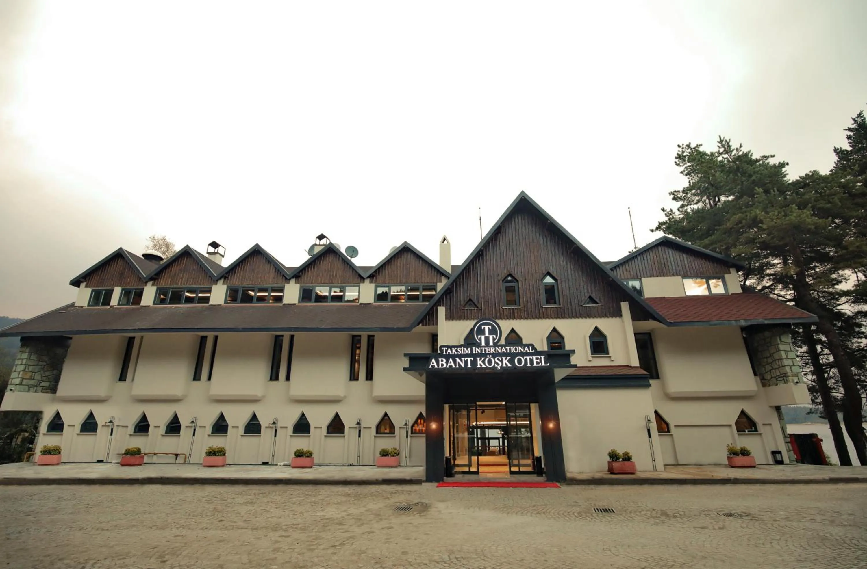 Property building in Abant Kosk Oteli