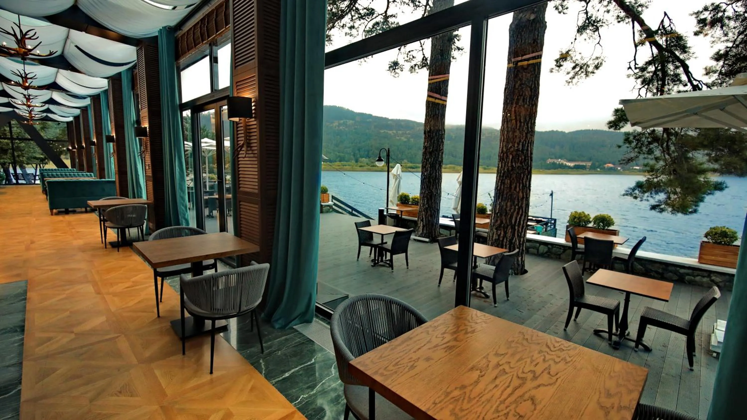 Restaurant/places to eat in Abant Kosk Oteli