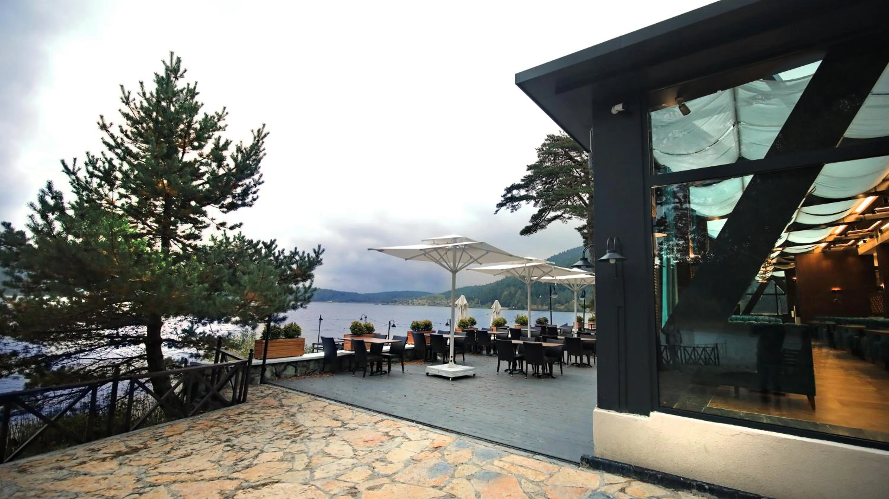 Restaurant/places to eat in Abant Kosk Oteli