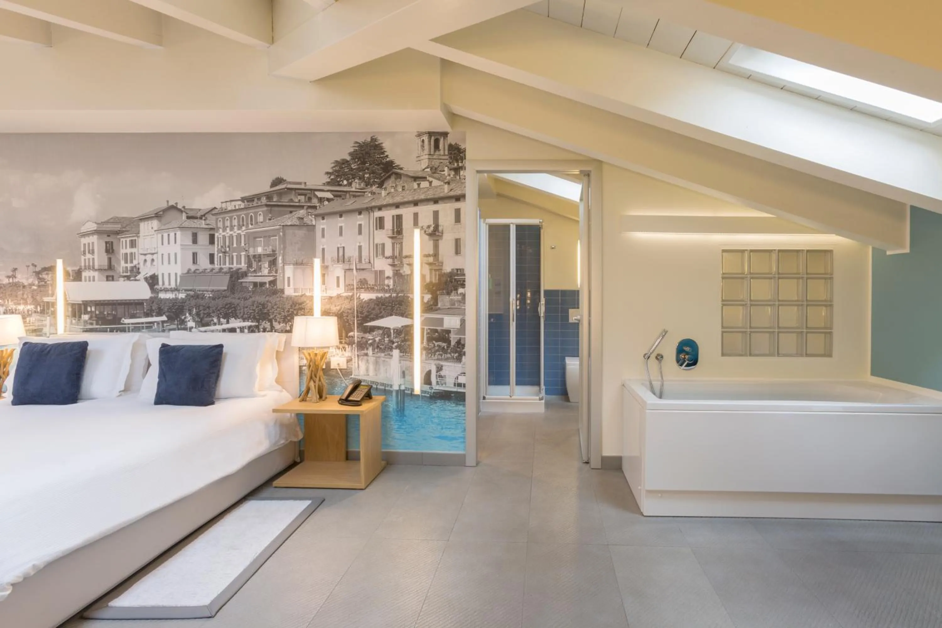 Bed in Avenue Boutique Hotel