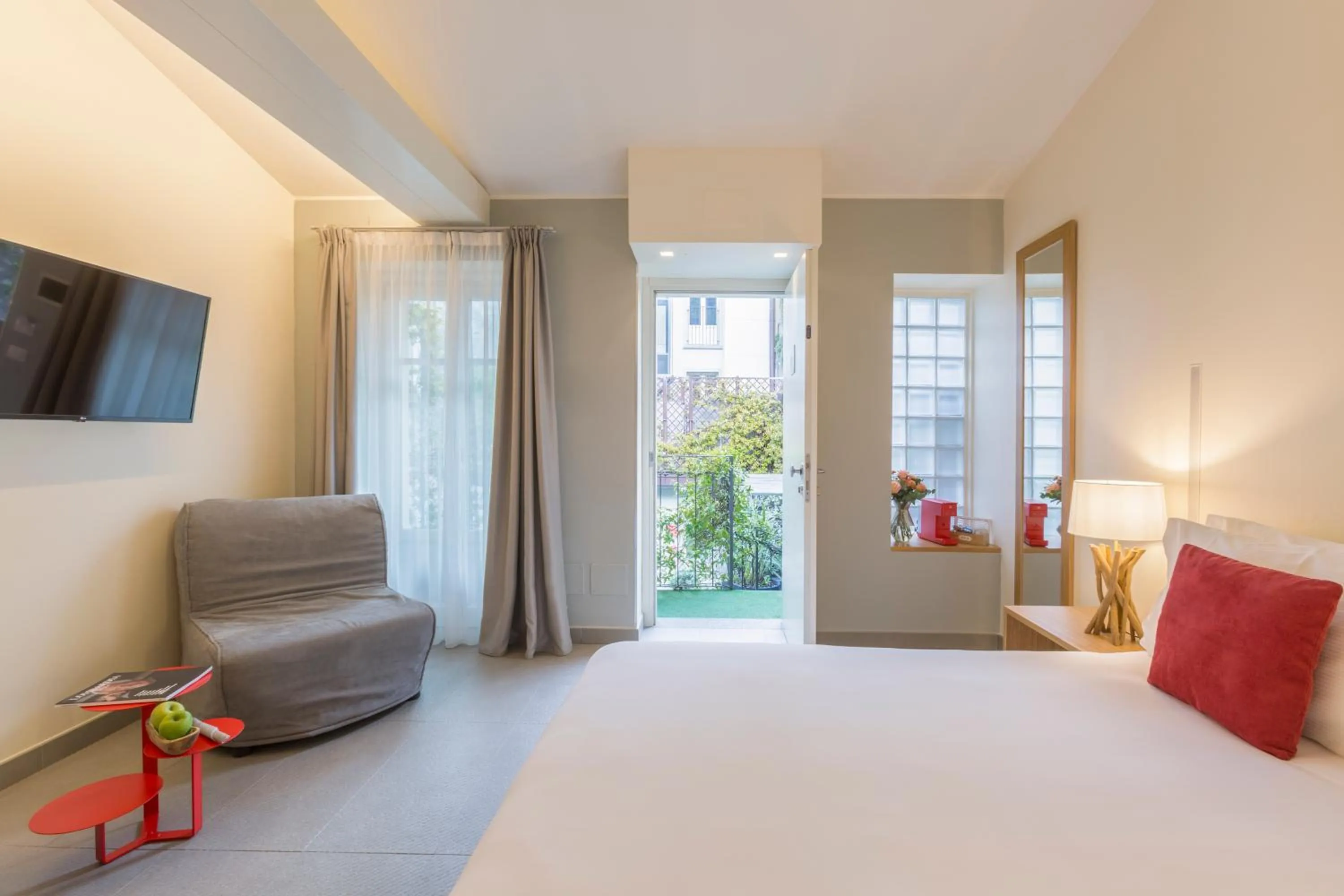 Bed in Avenue Boutique Hotel