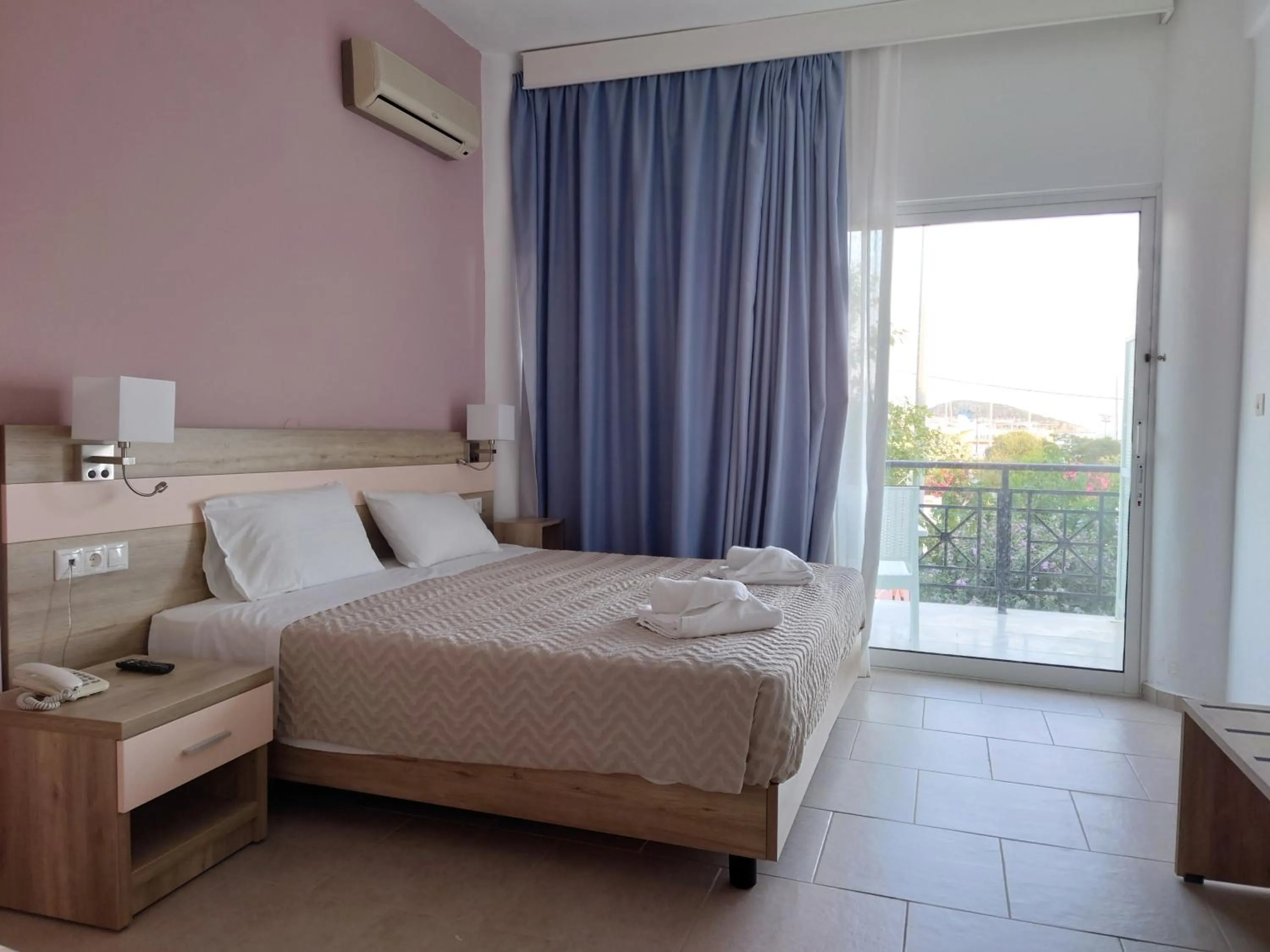 Bed in Ifigenia Hotel