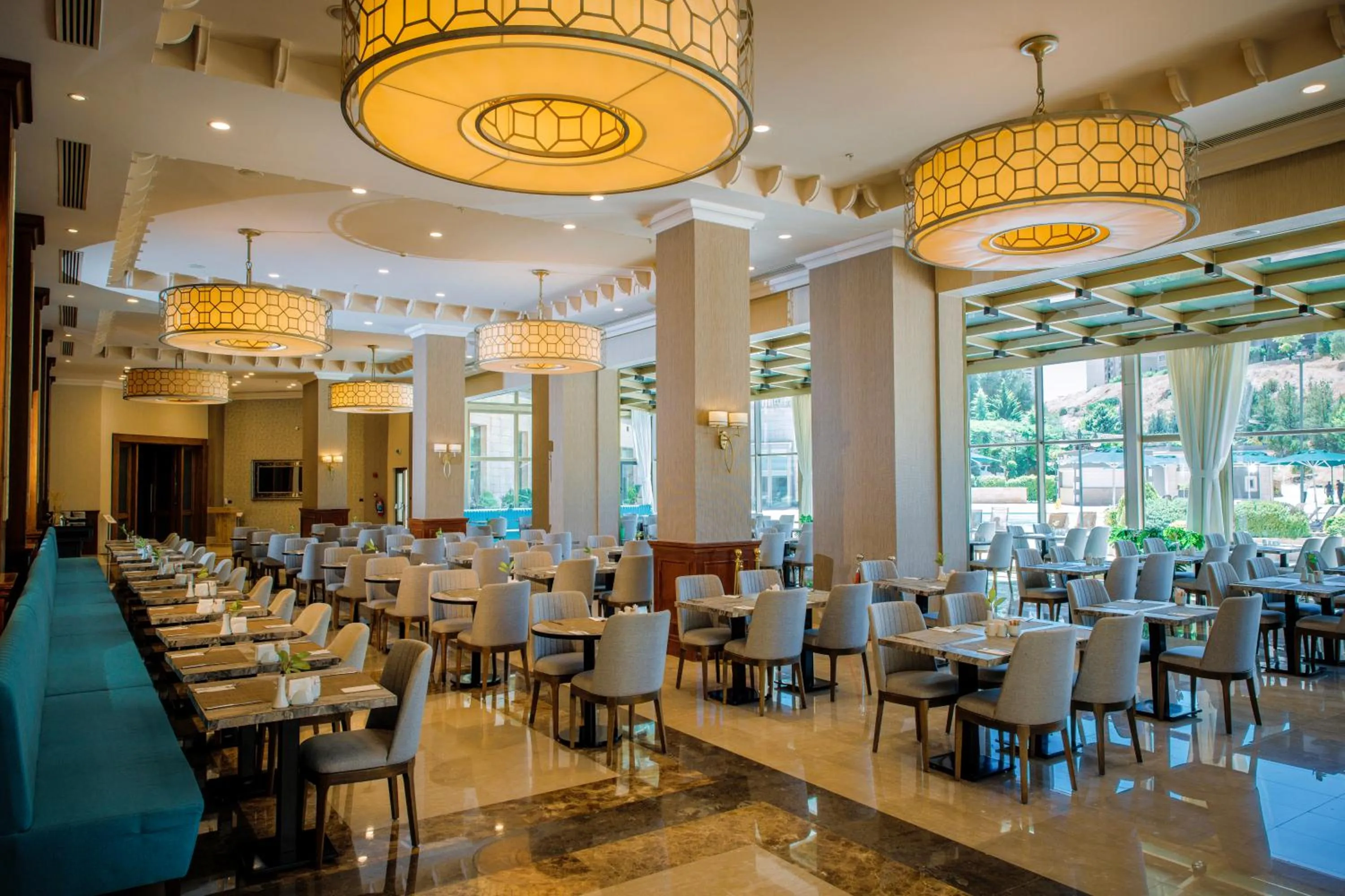 Restaurant/places to eat in Ramada Plaza by Wyndham Mardin