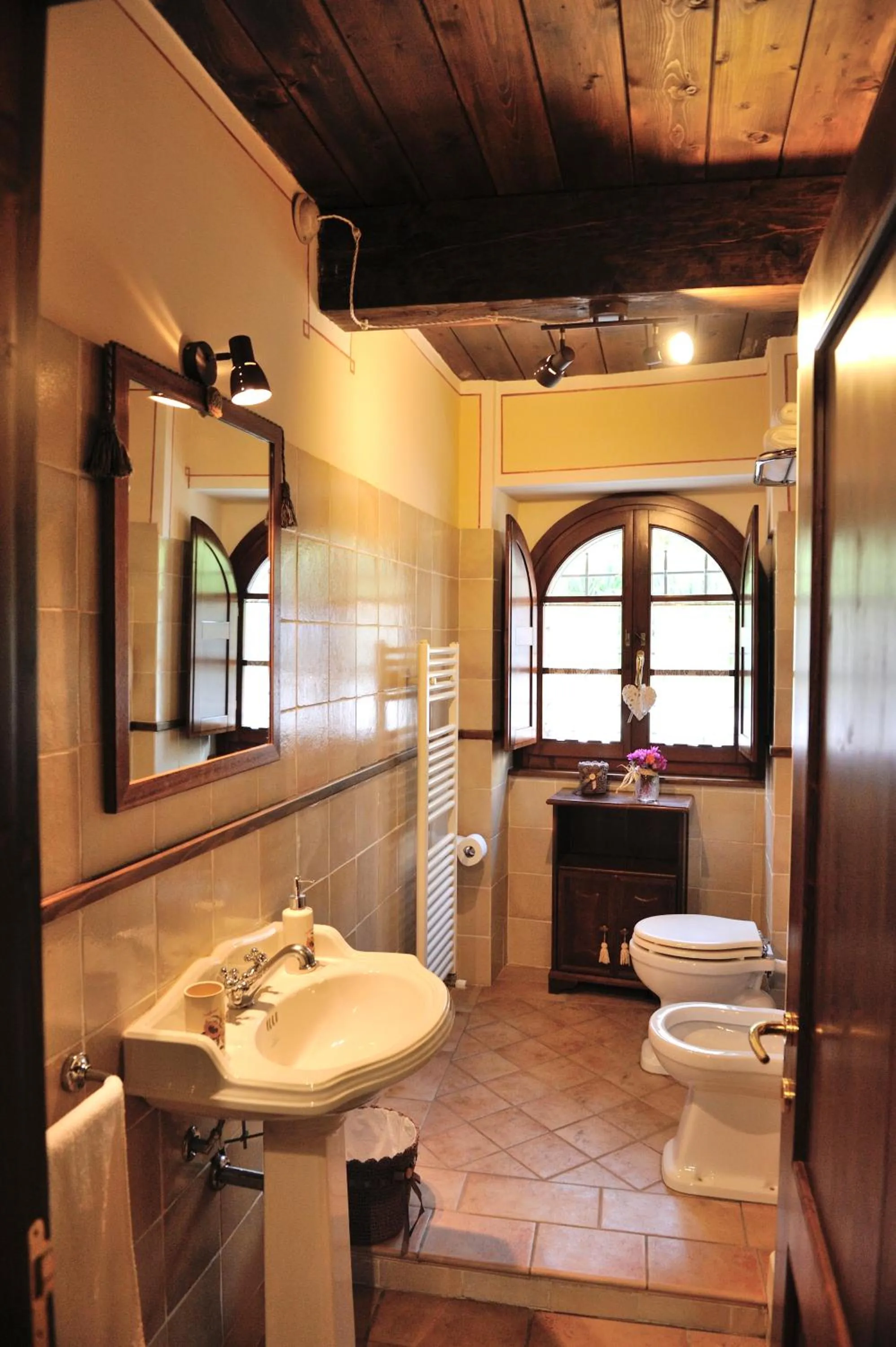 Two-Bedroom Apartment in Country House Federico I