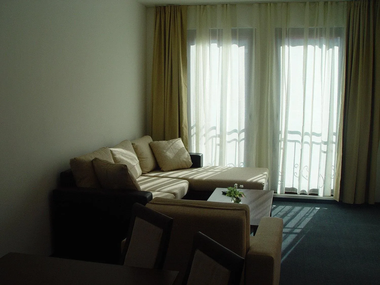 Seating area in Marina Cape Vacation Complex