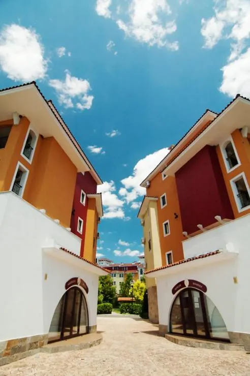 Facade/entrance in Marina Cape Vacation Complex