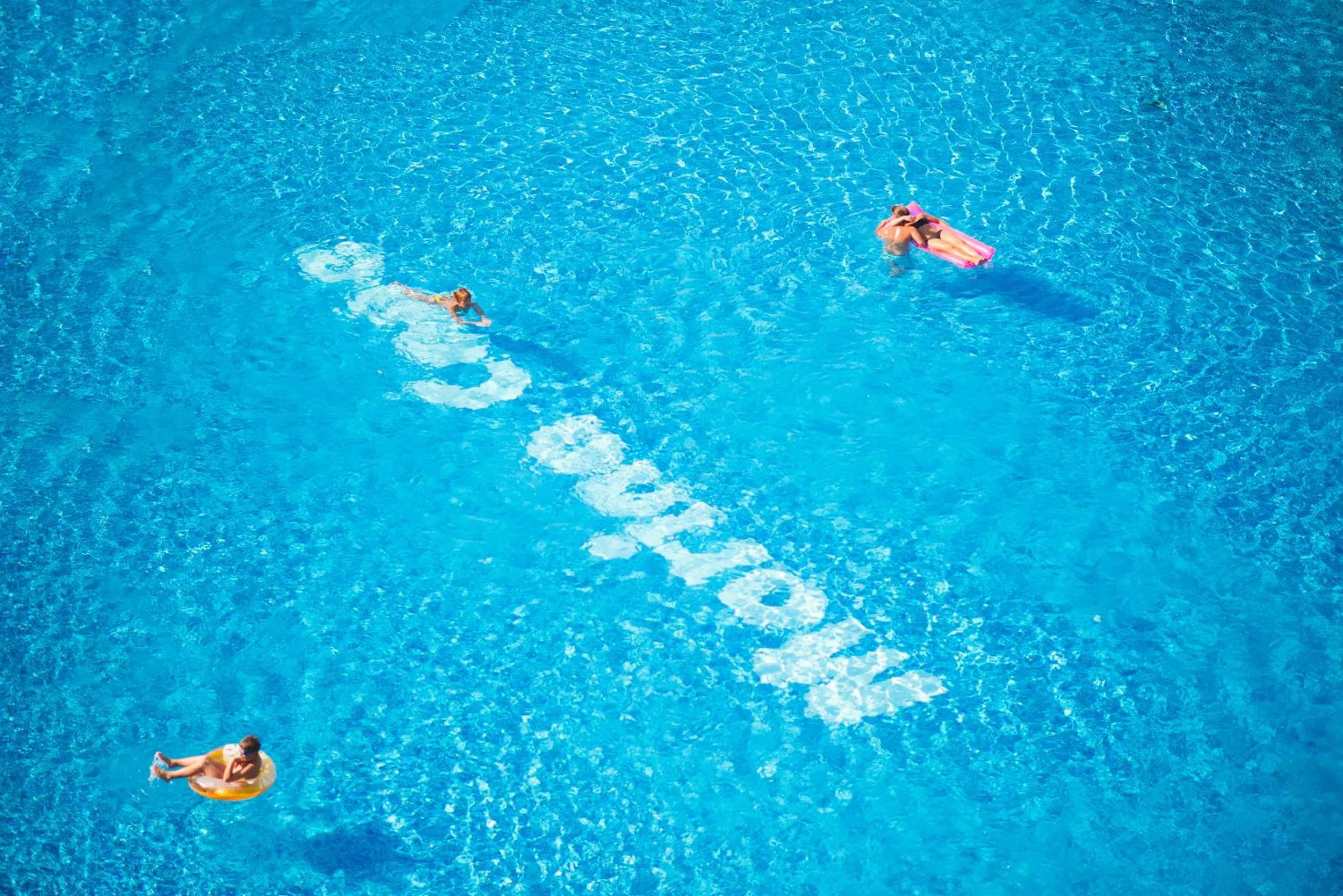 Day in Marina Cape Vacation Complex