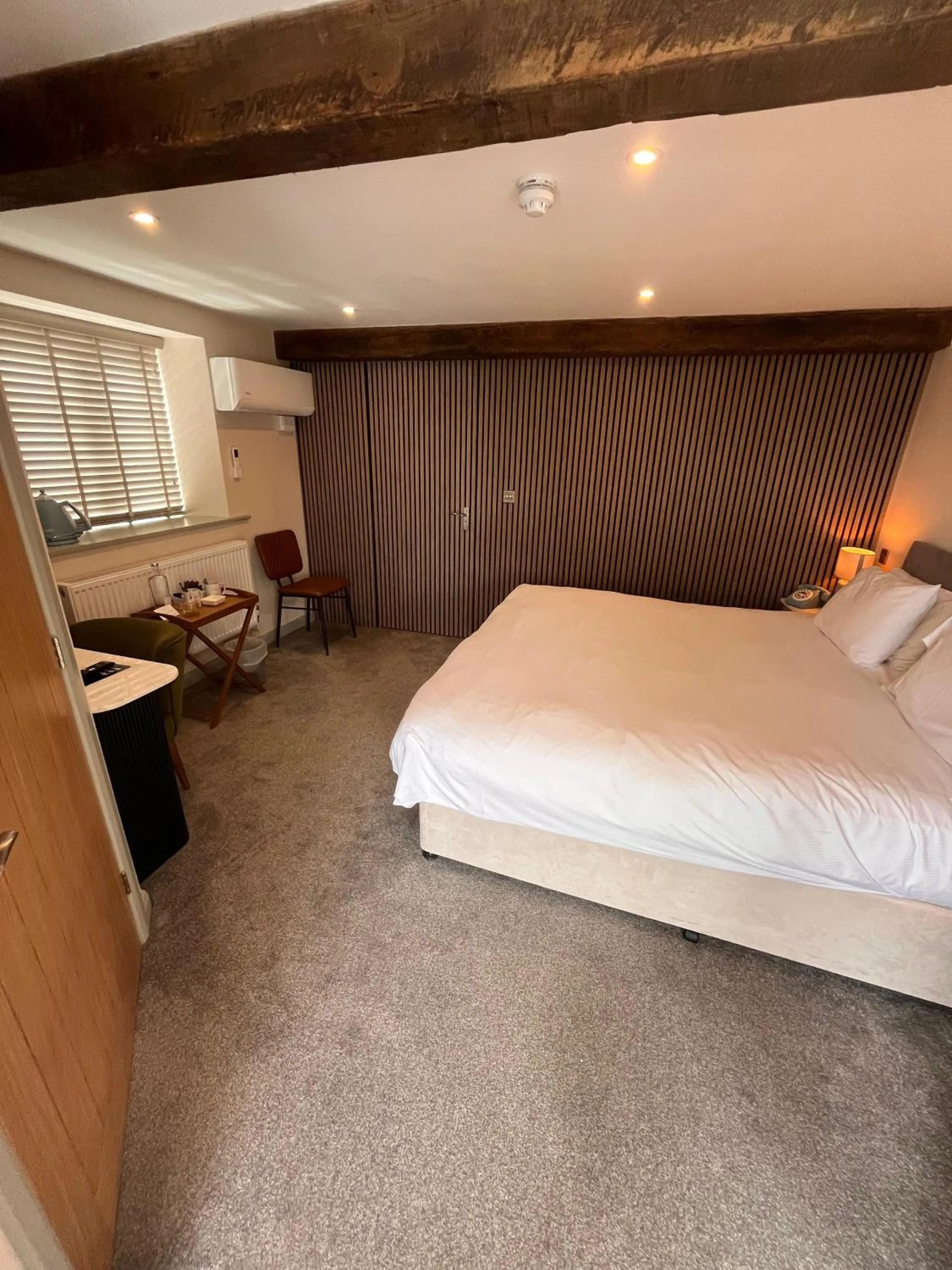 Bedroom, Bed in Number Four at Stow