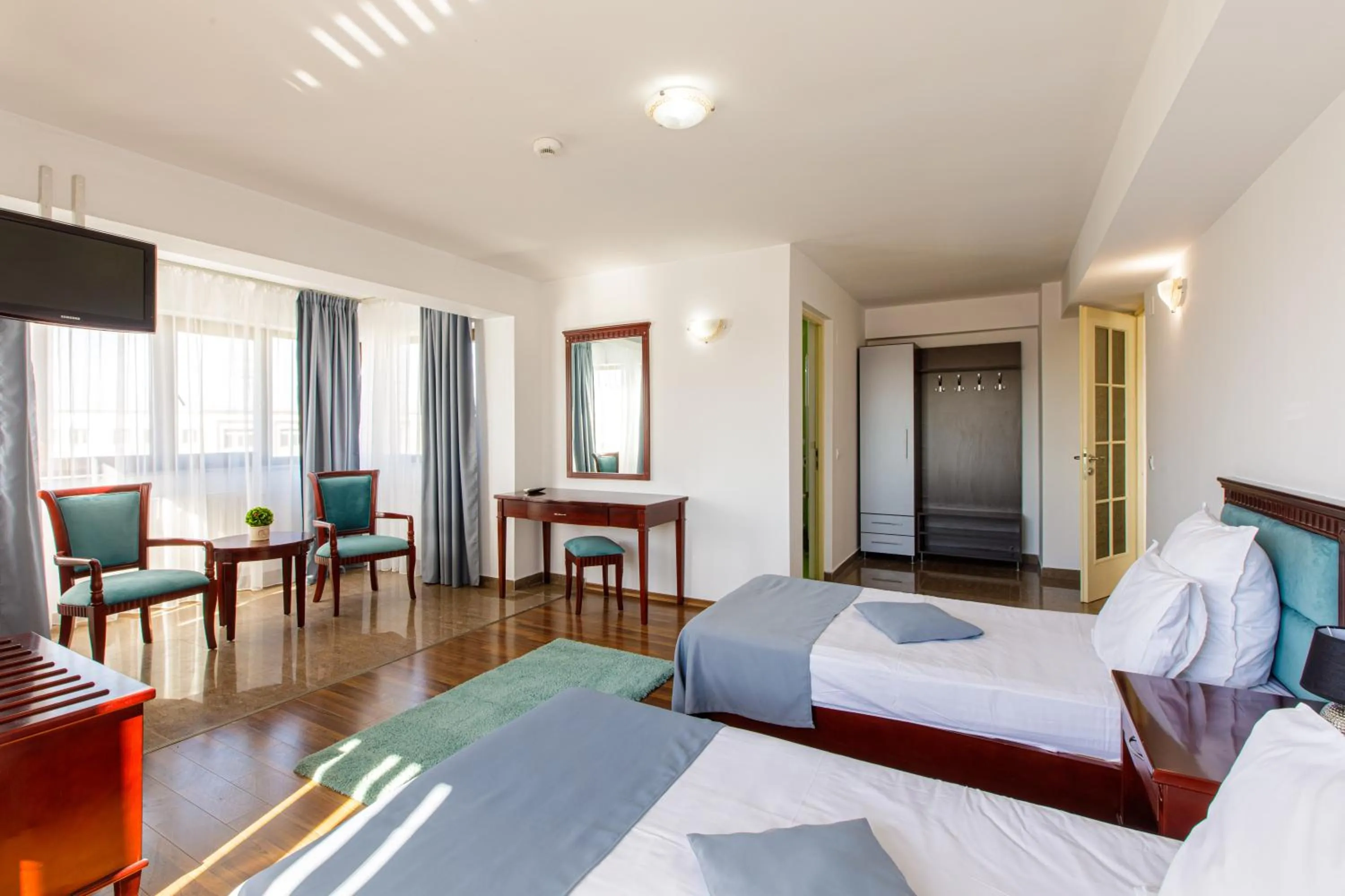 Bedroom, Bed in Lira Pacific Aparthotel