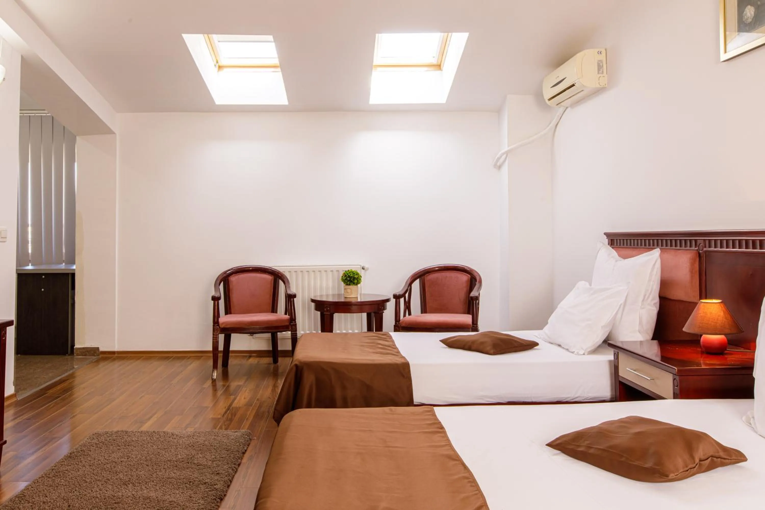 Photo of the whole room, Bed in Lira Pacific Aparthotel