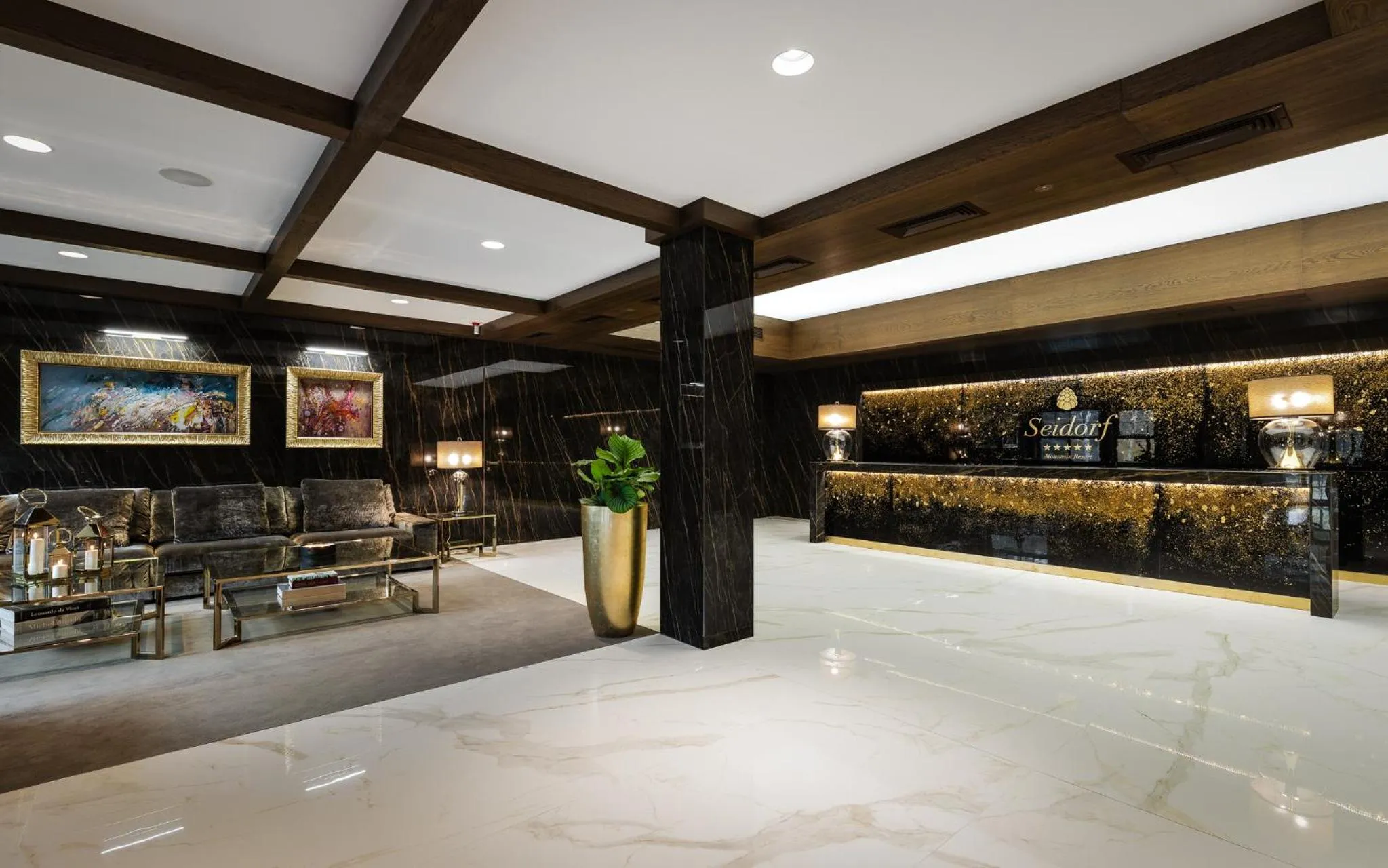 Lobby or reception in Hotel Seidorf