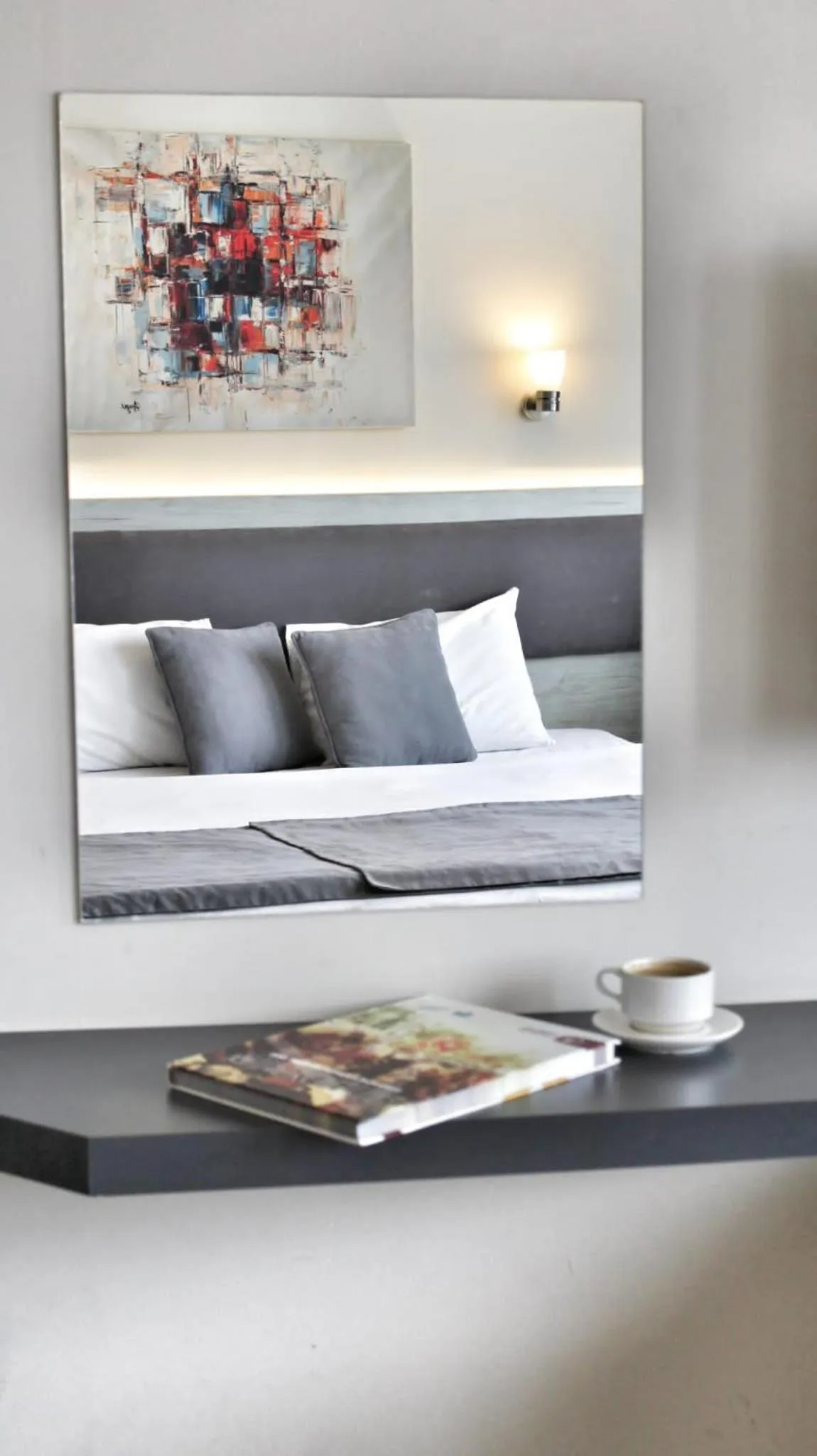 Living room, Bed in Temizay Hotel