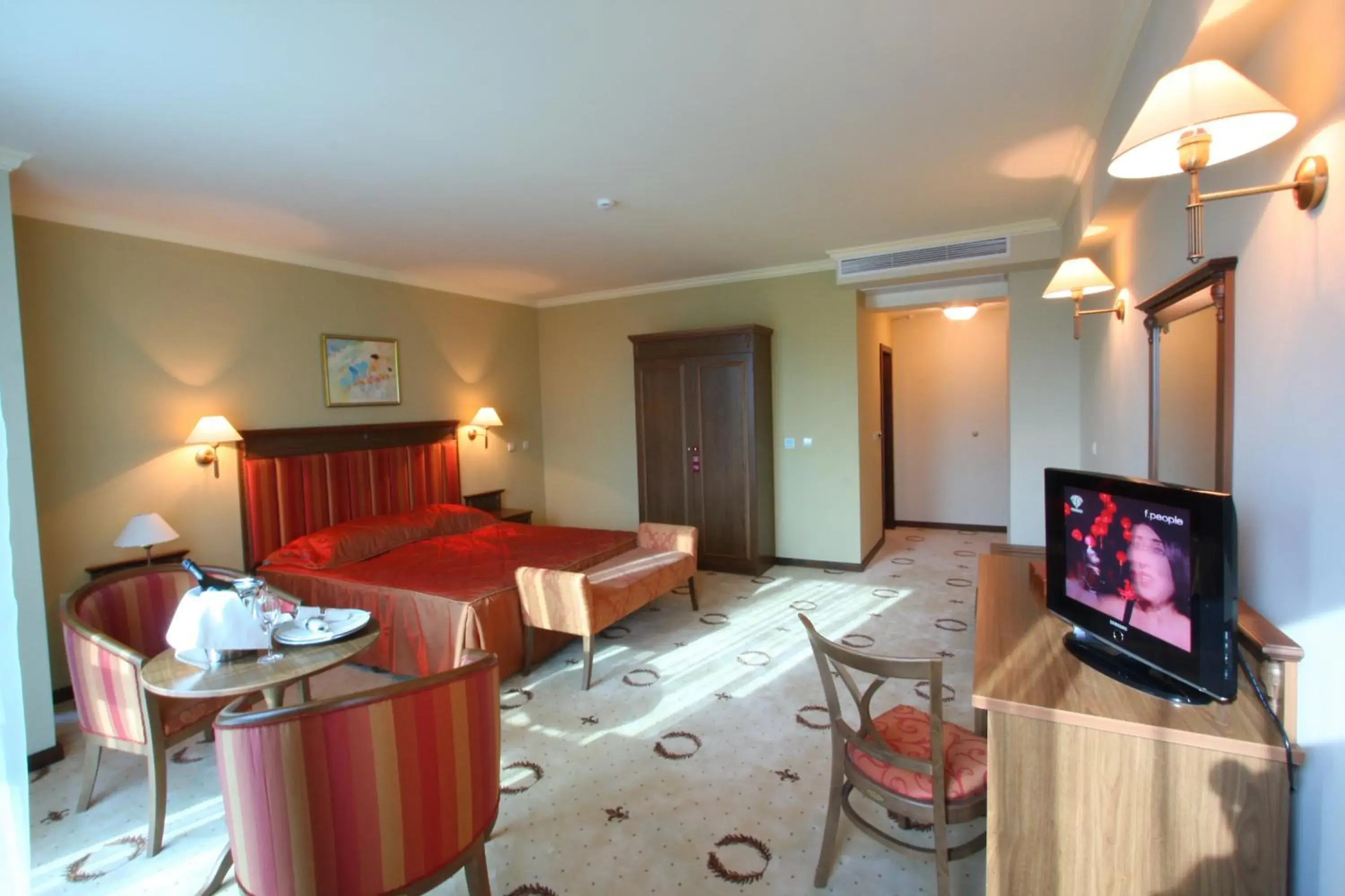 Double Room in Efir Double Room in Efir