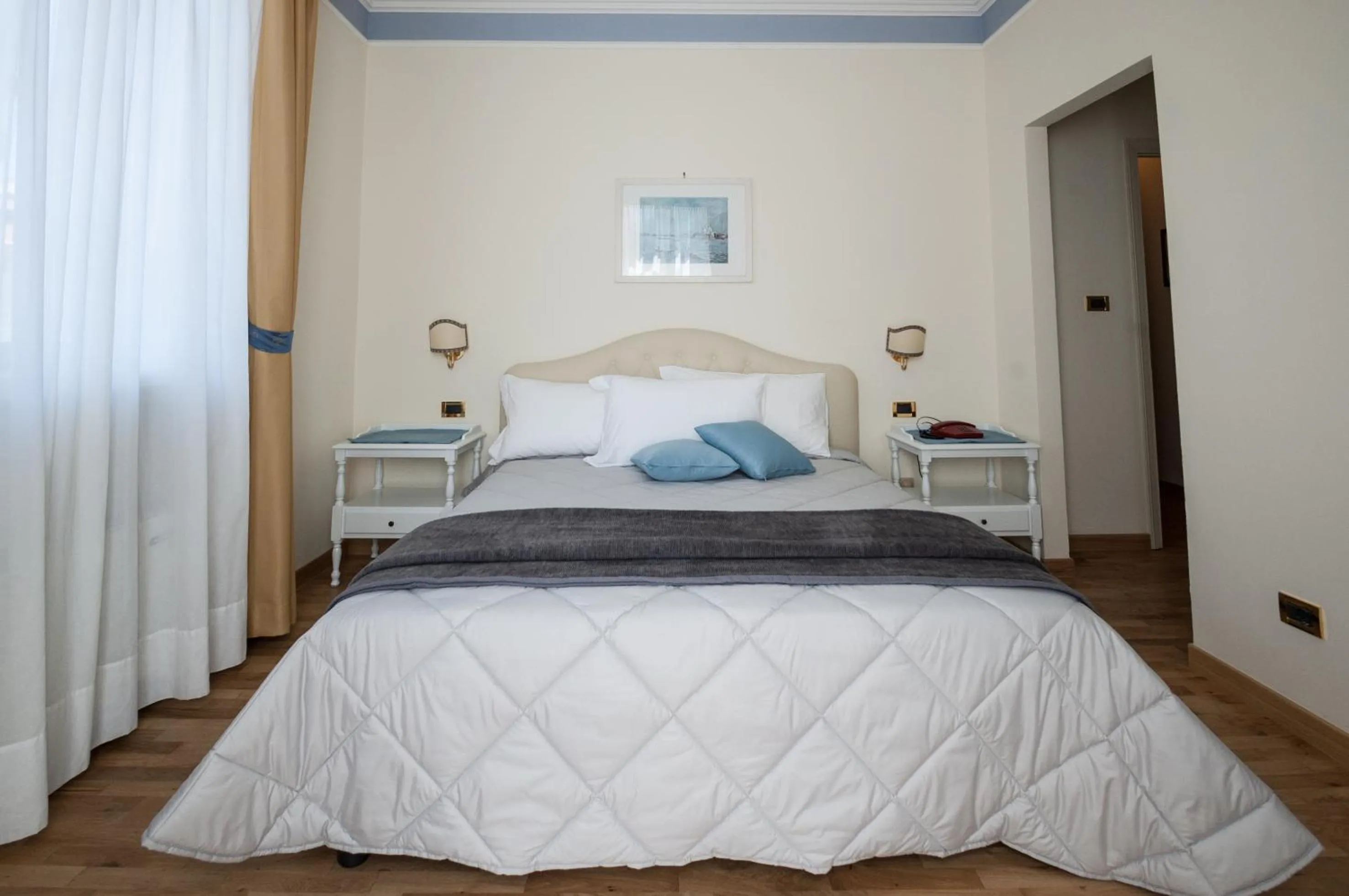 Photo of the whole room, Bed in Hotel Villa Erica